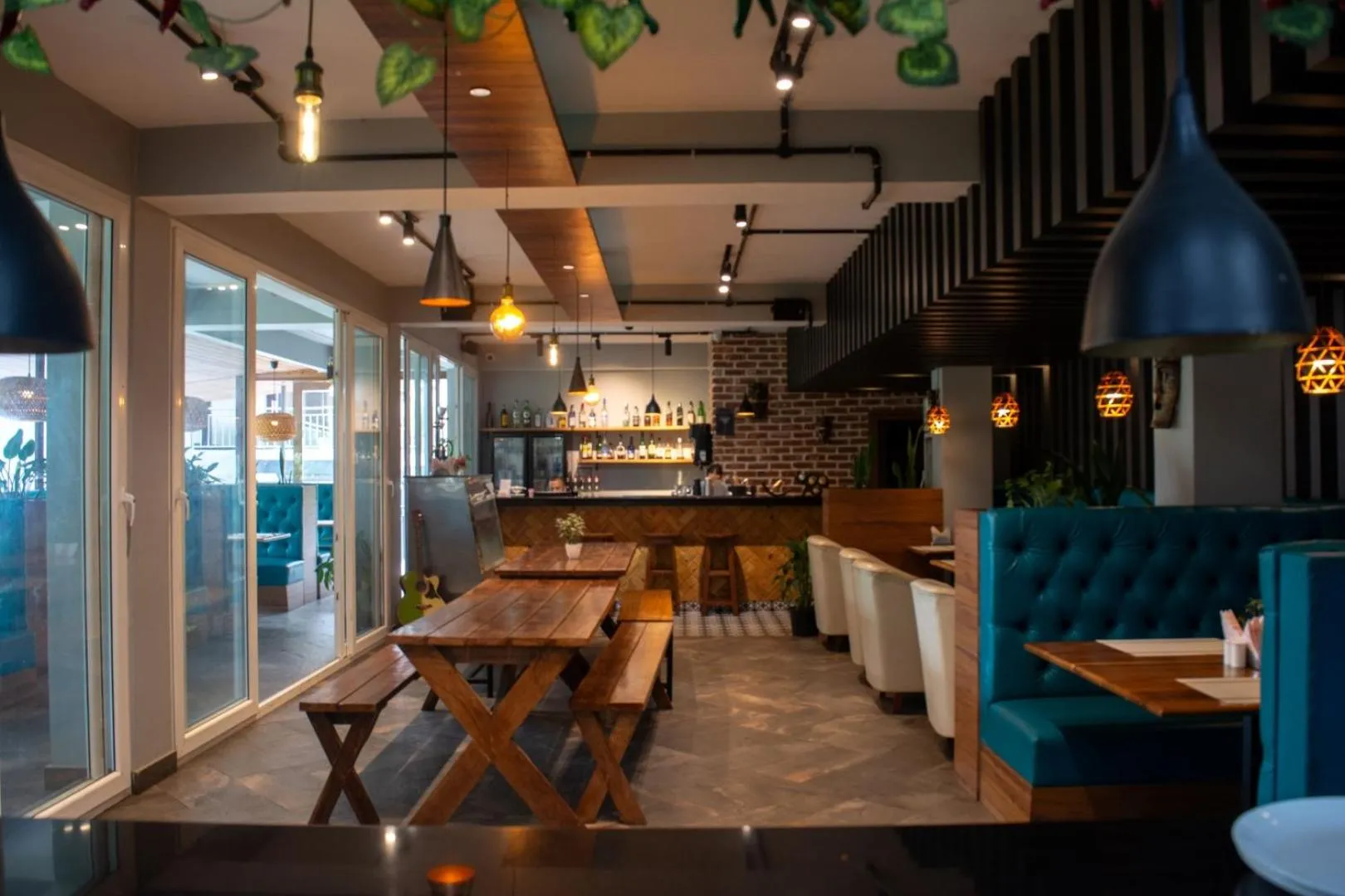 Restaurant/places to eat in Avianna Gangtok Resort & Spa