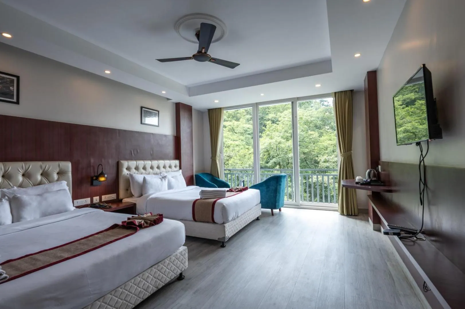 Bed in Avianna Gangtok Resort & Spa