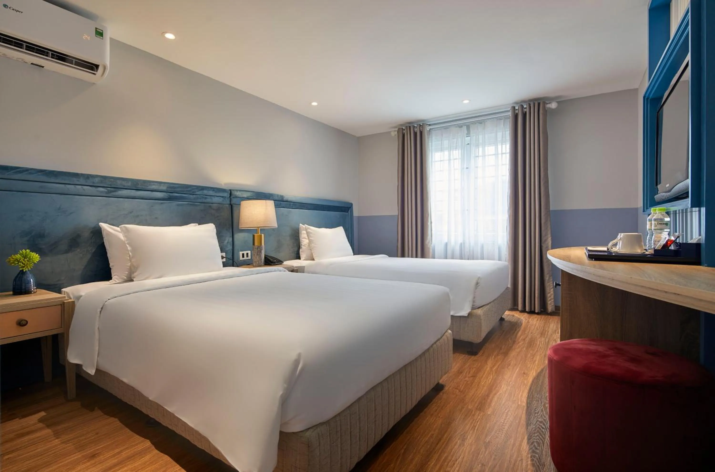 Bedroom, Bed in HANOI FLORA HOTEL