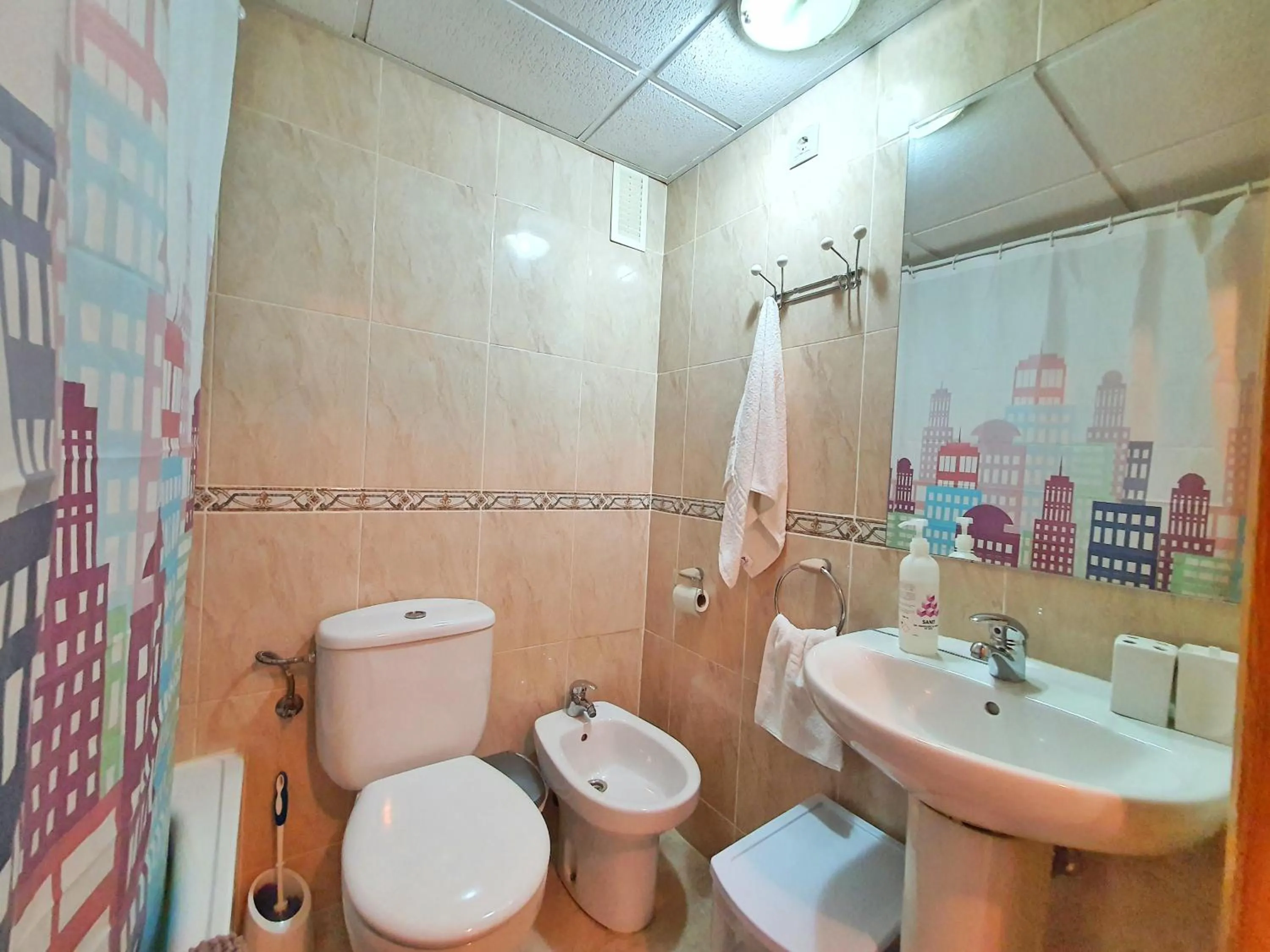 Bathroom in Apartamento con Piscina, Wifi - by Aloha Palma