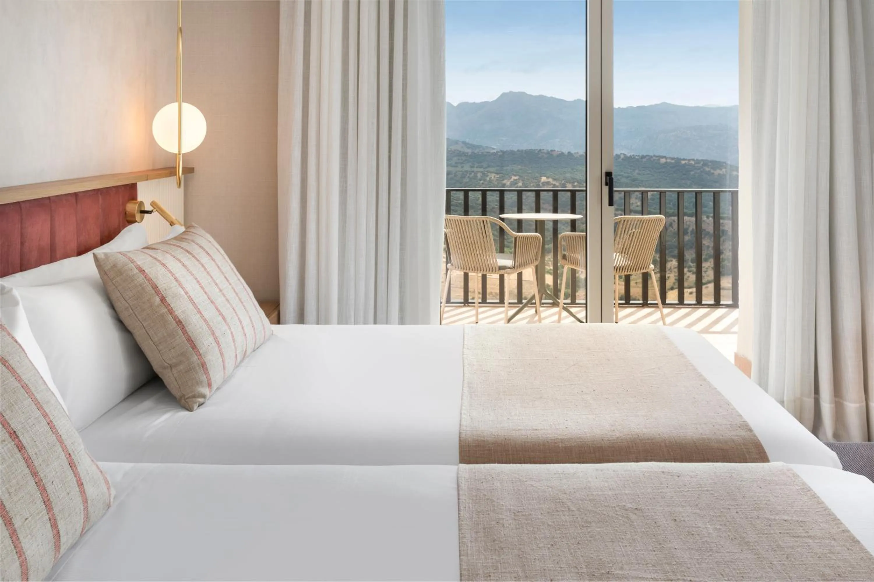 Bed in Catalonia Reina Victoria