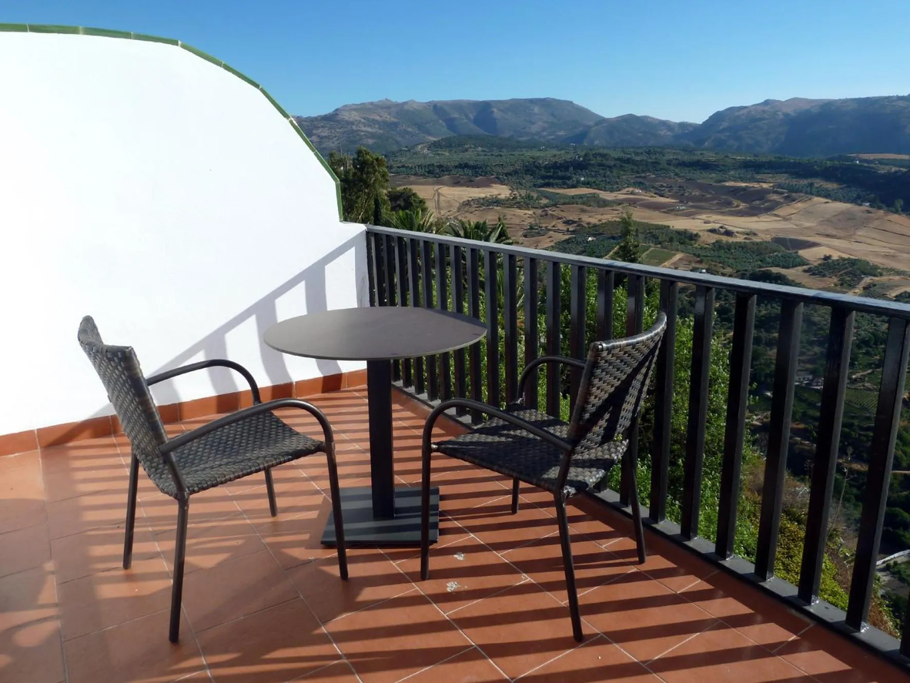 Day in Catalonia Reina Victoria