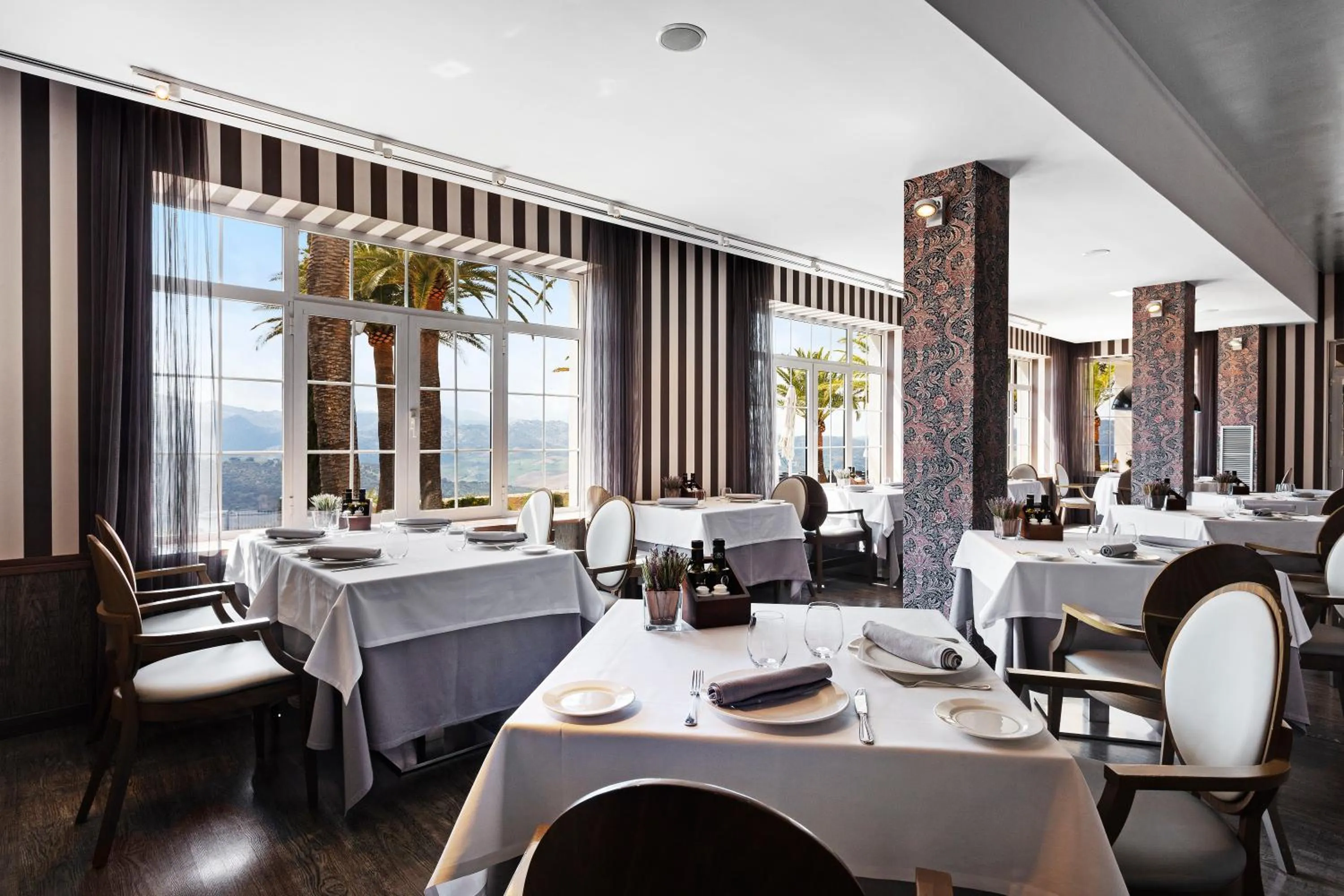 Restaurant/places to eat in Catalonia Reina Victoria