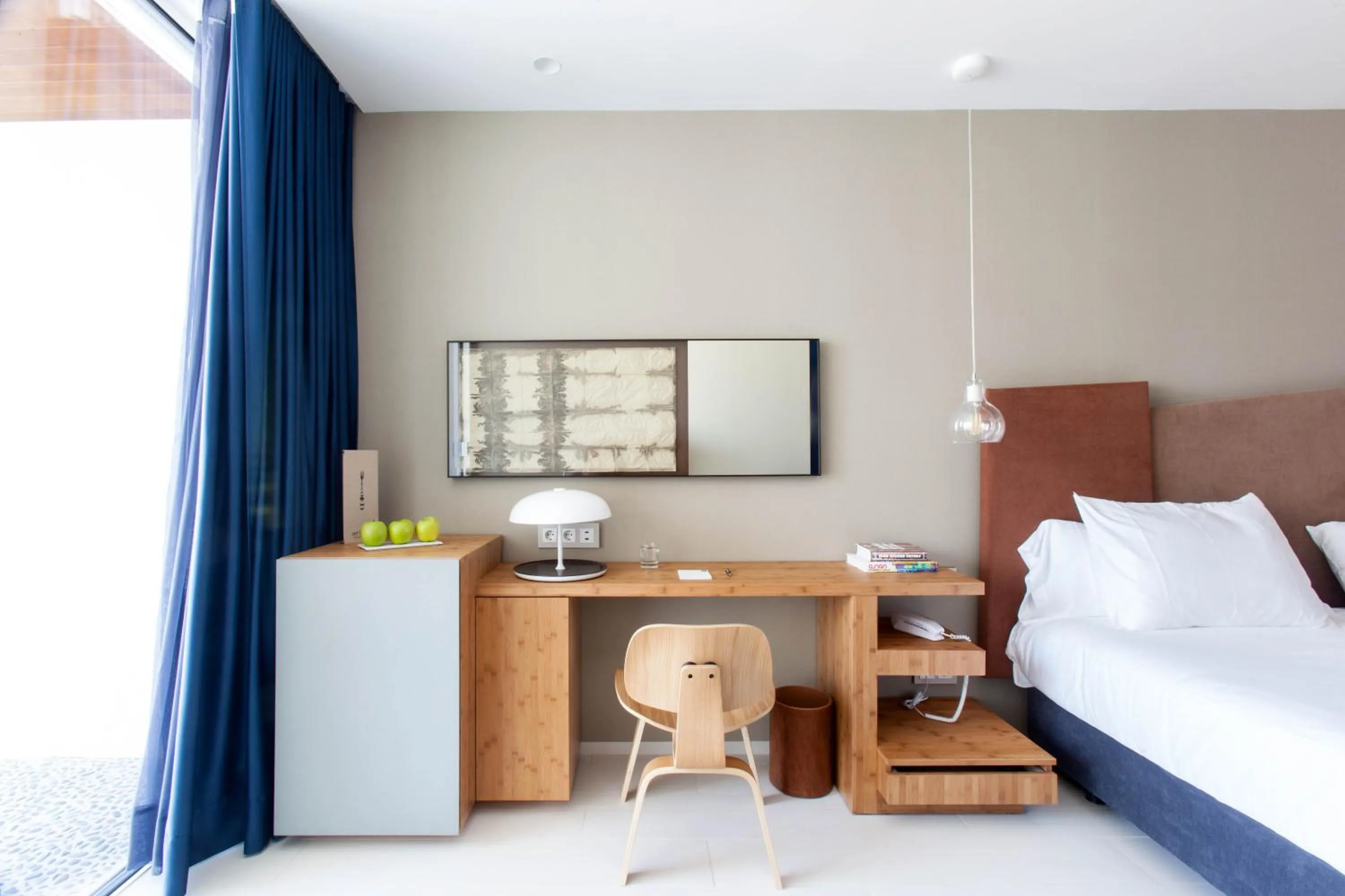 Decorative detail, Bed in Ocean Drive Talamanca