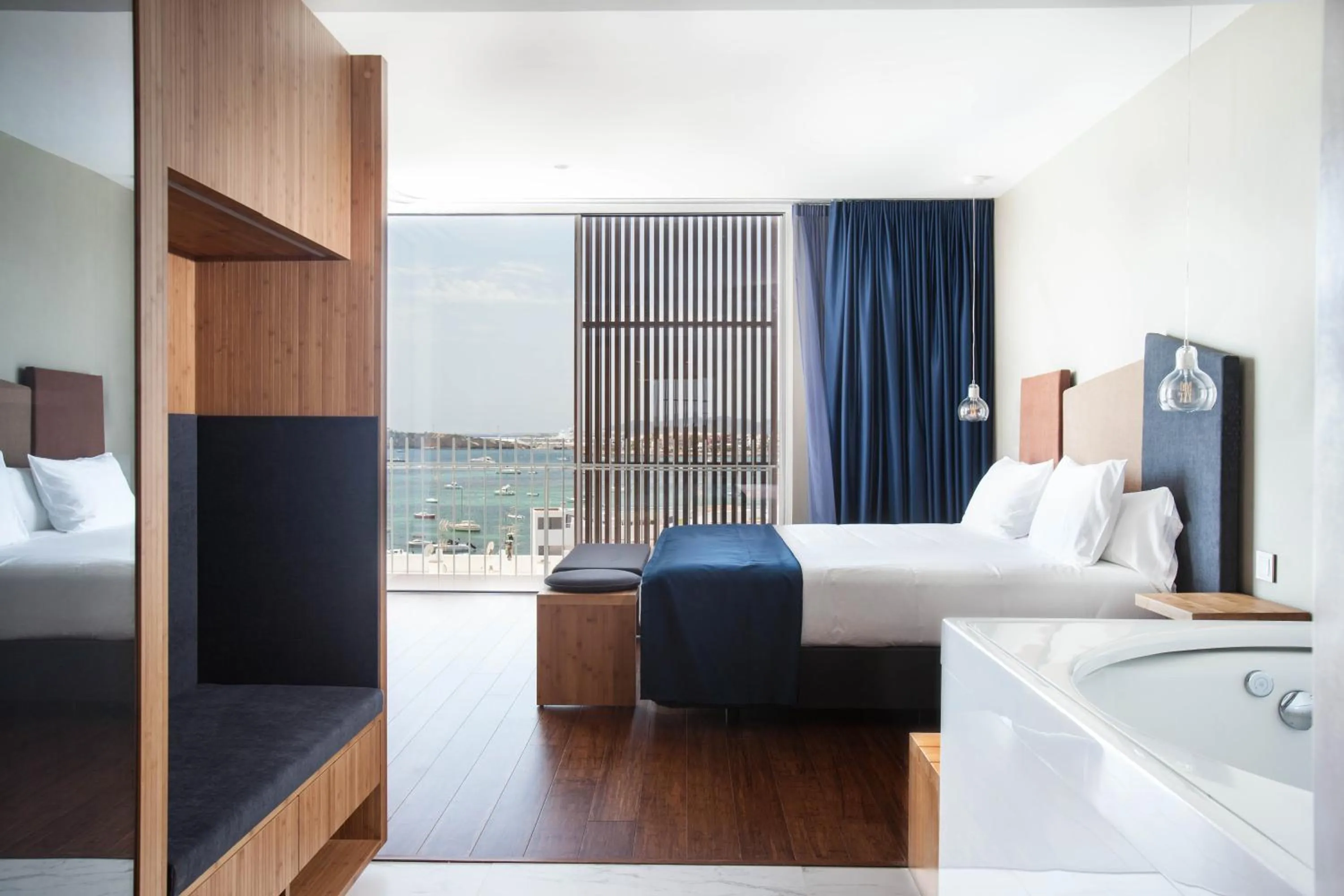 Bed in Ocean Drive Talamanca