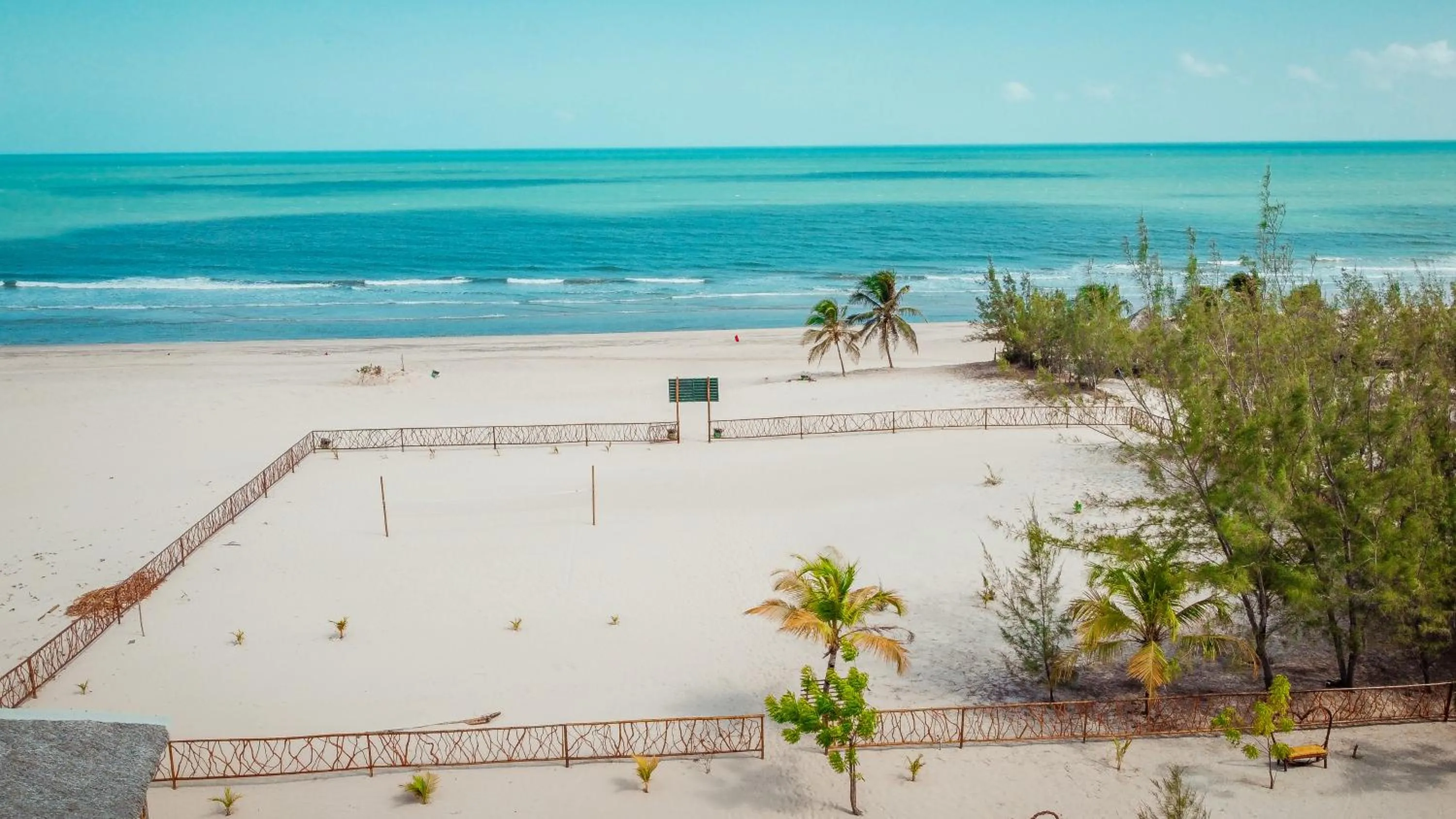 Beach in Camozen Resort & Spa