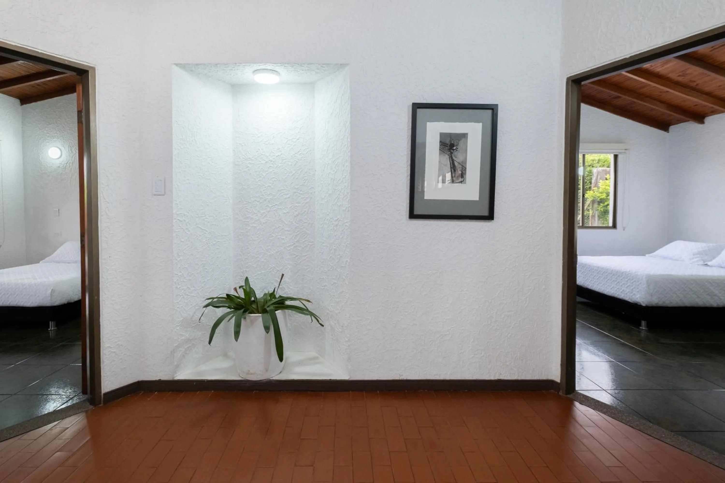 Living room, Bed in Hotel Chalet La Sofia by Majuva