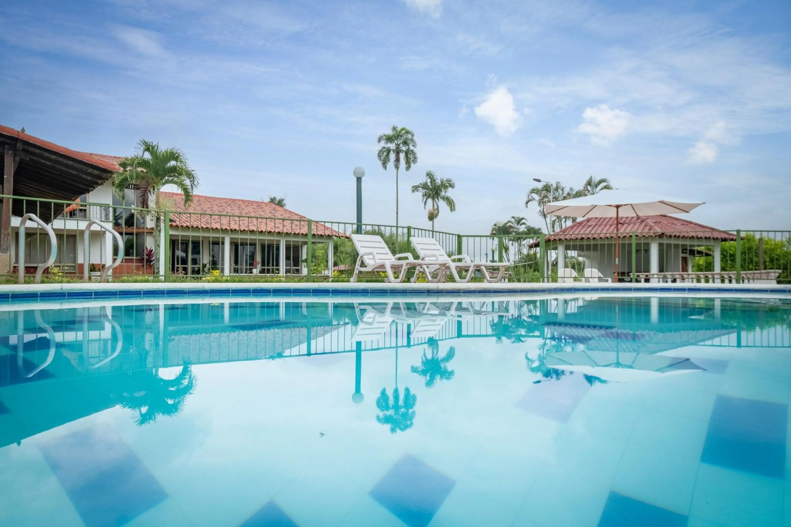 Pool view in Hotel Chalet La Sofia by Majuva