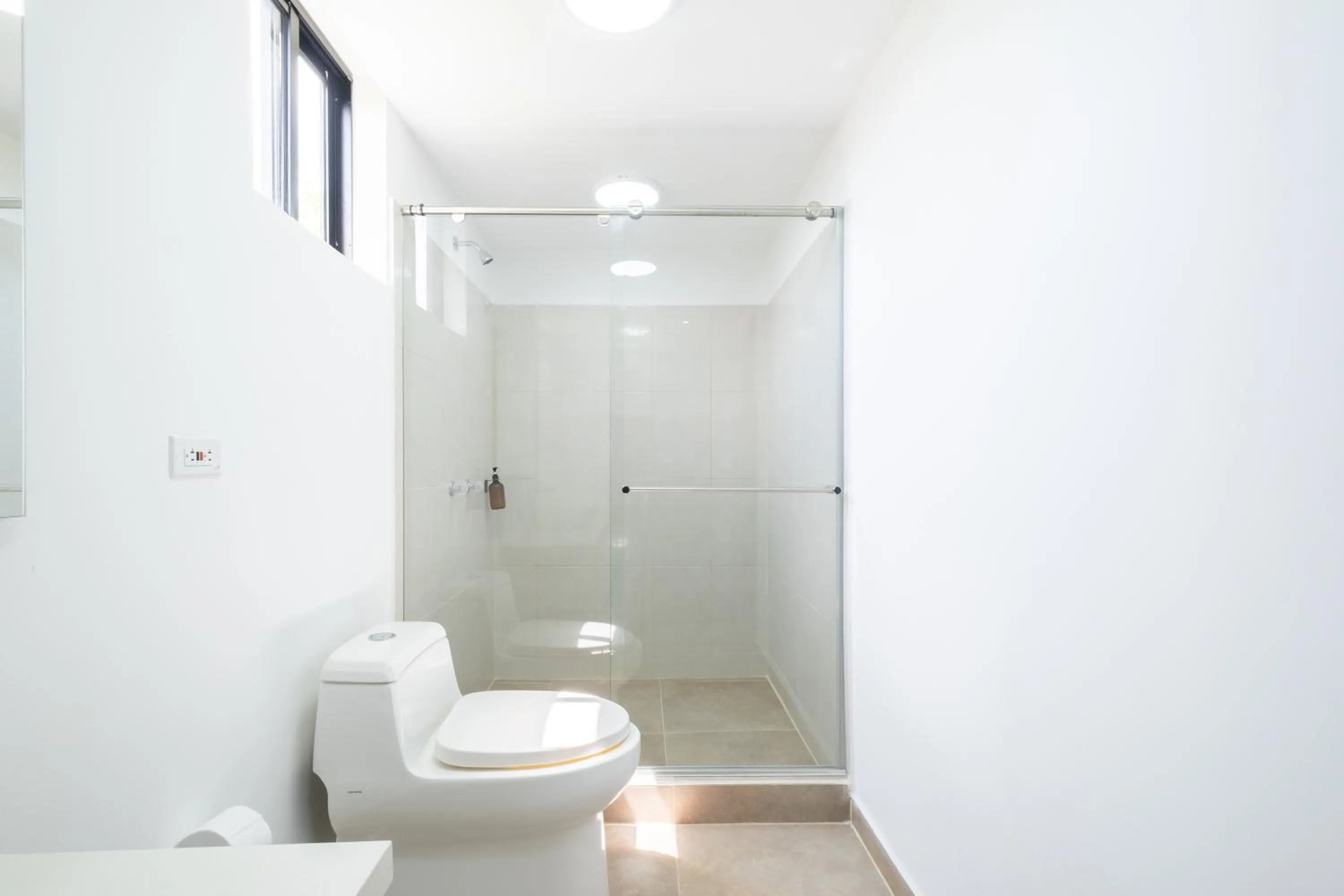 Shower in Hotel Chalet La Sofia by Majuva