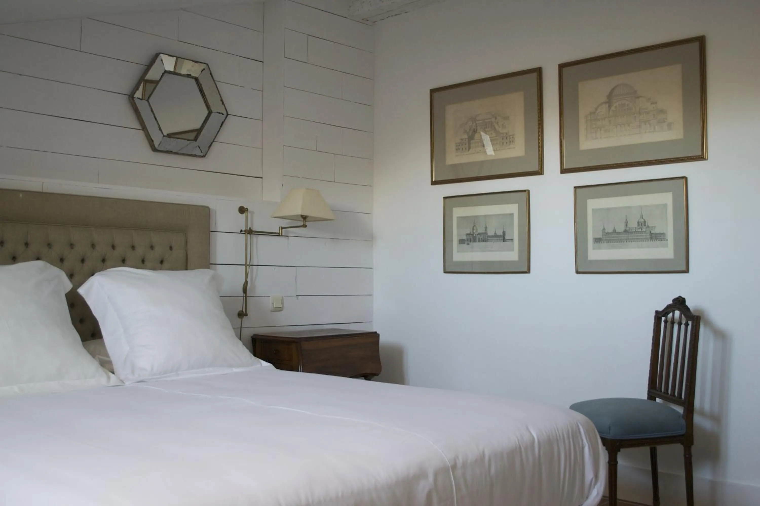 Bed in Hotel Spa Salinas de Imón