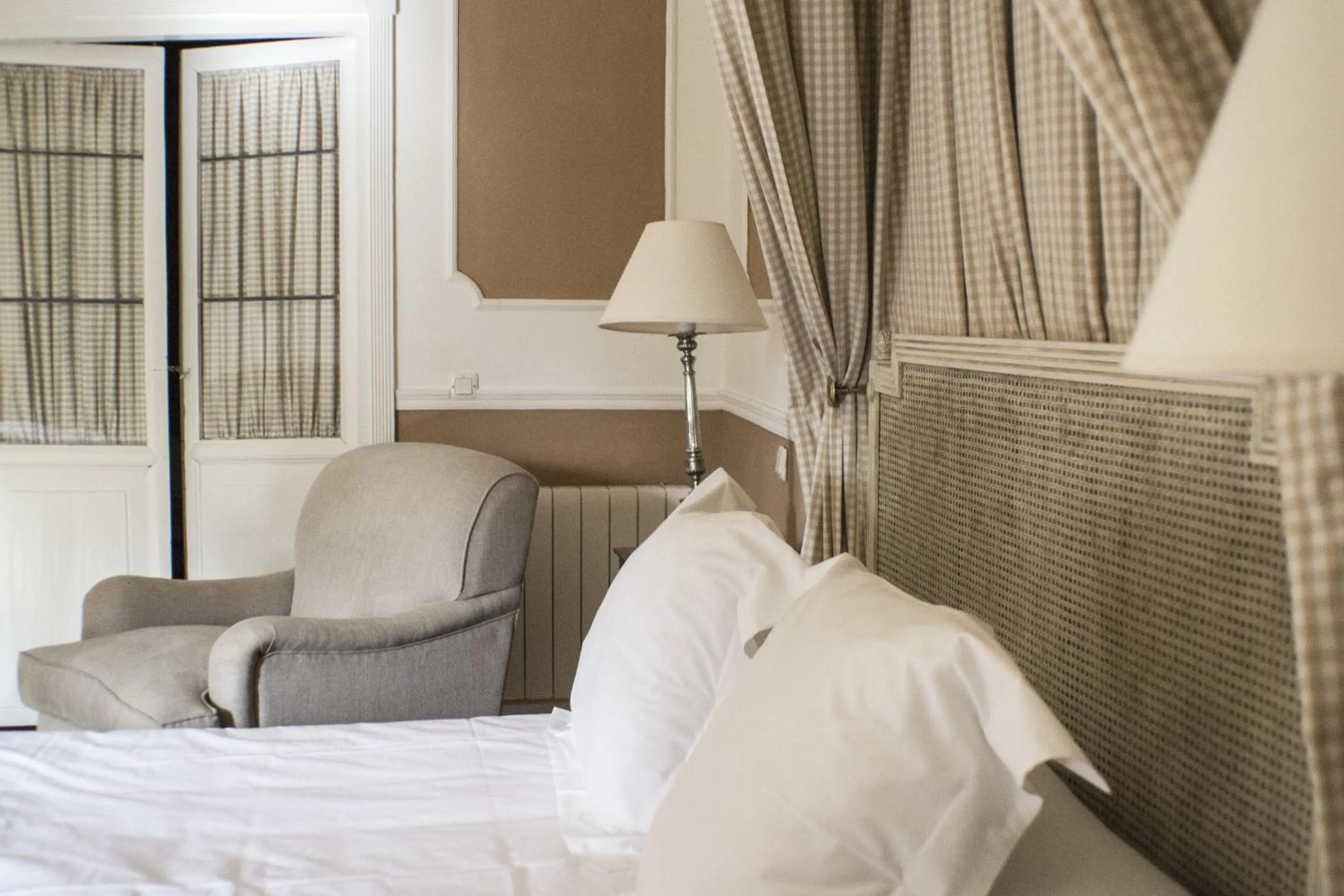 Decorative detail, Bed in Hotel Spa Salinas de Imón