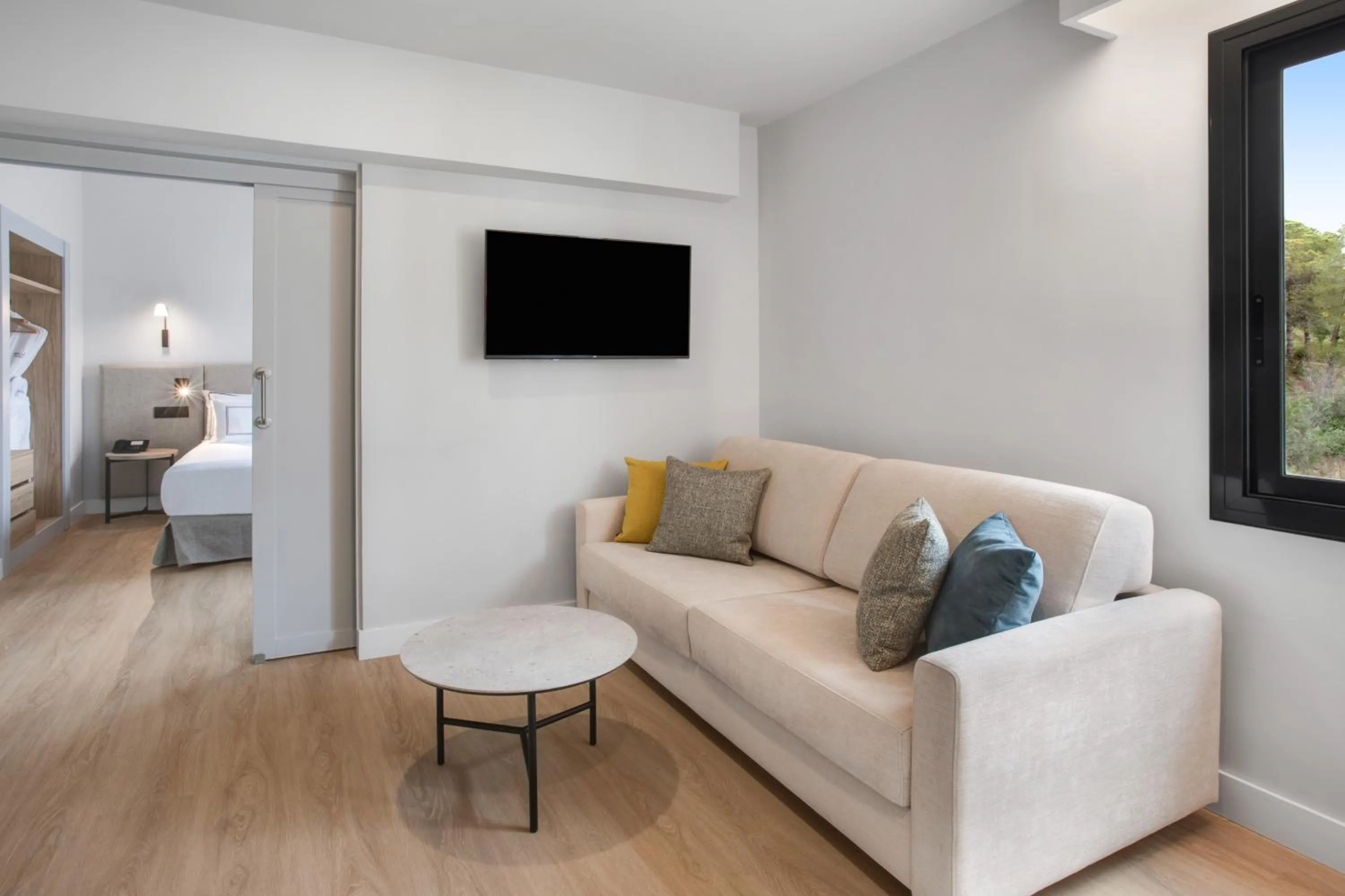 Communal lounge/ TV room in Meliá Lloret de Mar