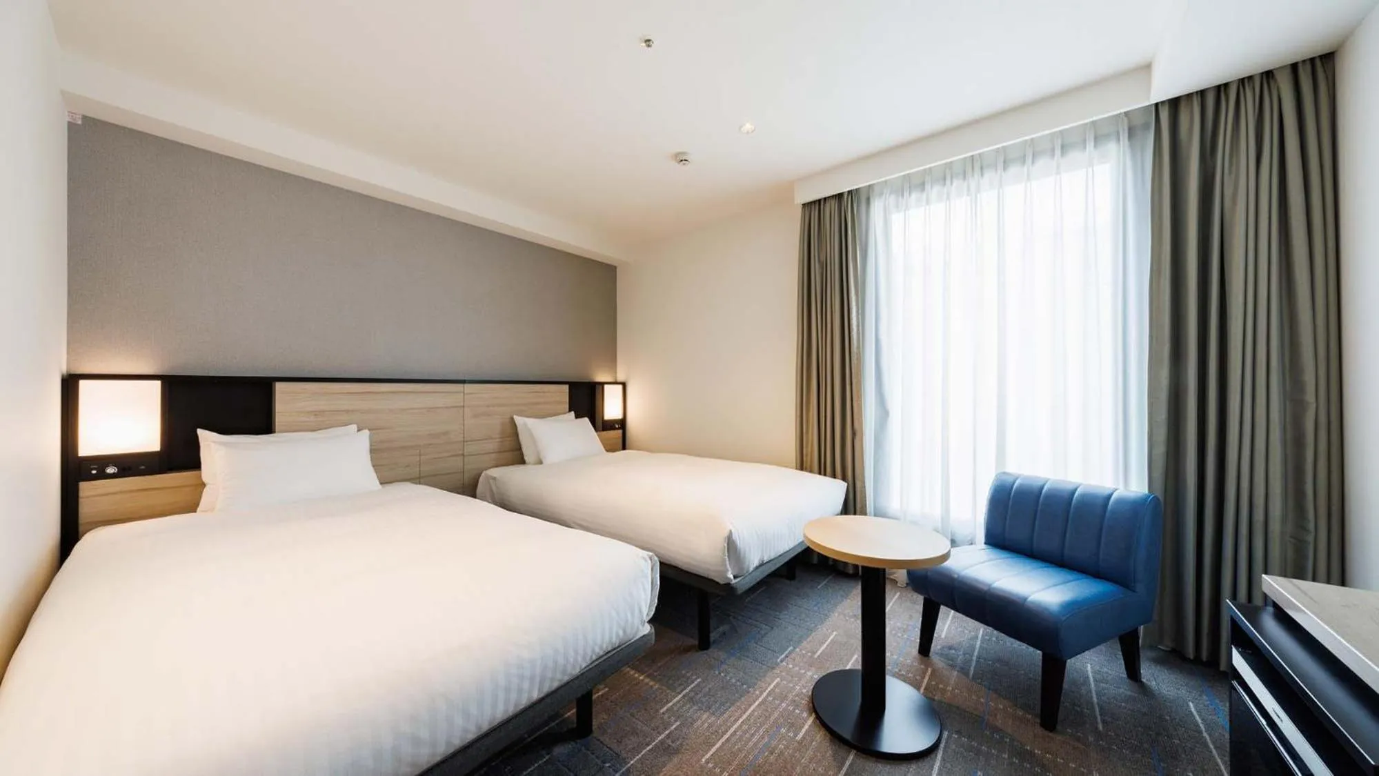 Bed in JR East Hotel Mets Premier Gotanda