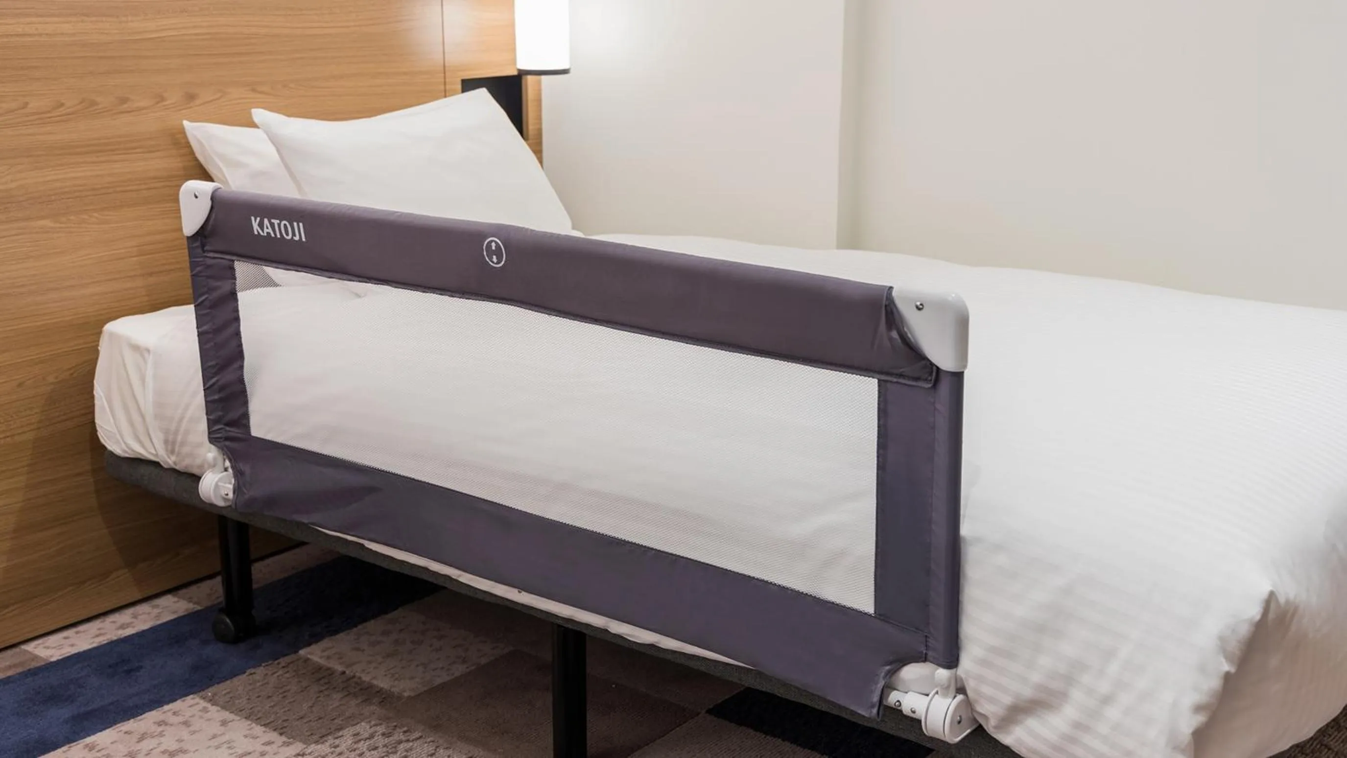 Bed in JR East Hotel Mets Premier Gotanda