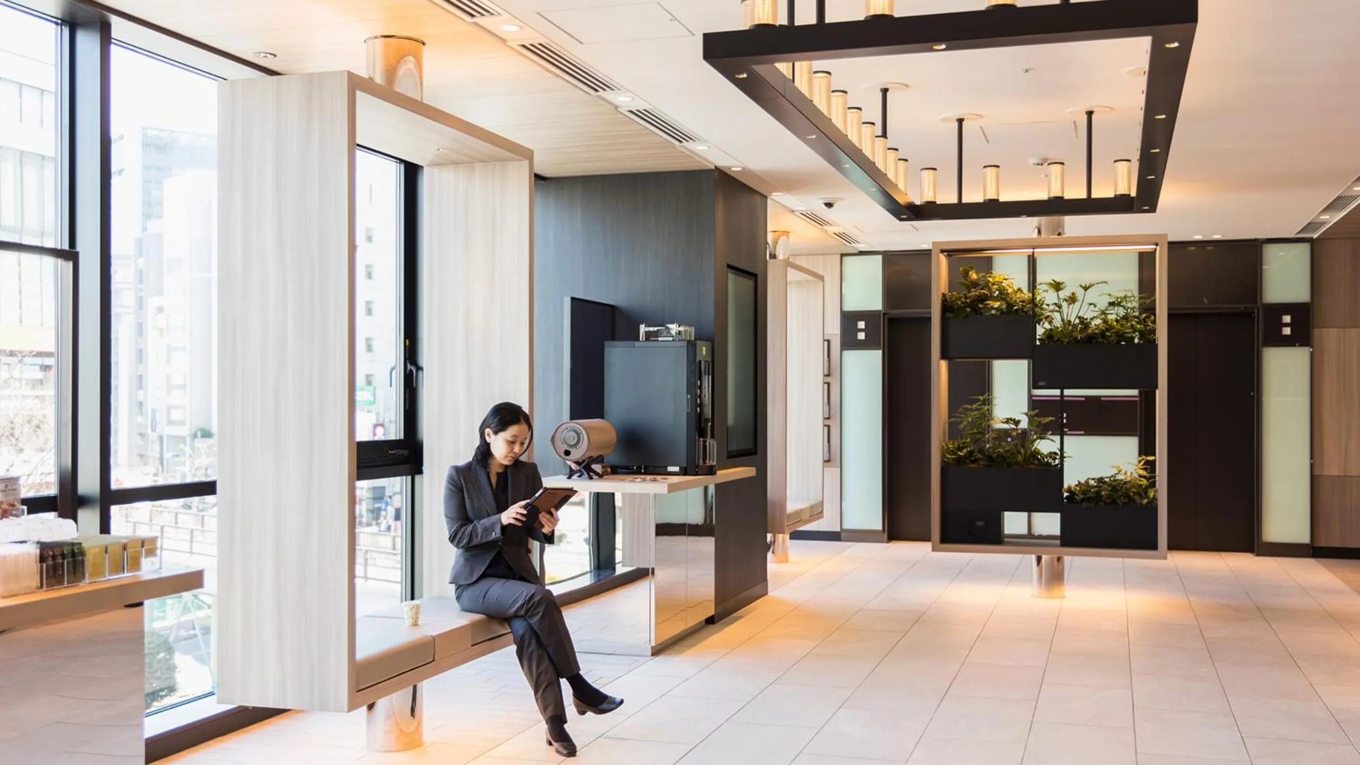 JR East Hotel Mets Premier Gotanda