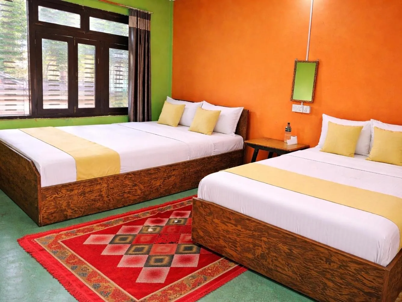 Bed in Hotel Butterfly - Peaceful Garden for Nature Lovers