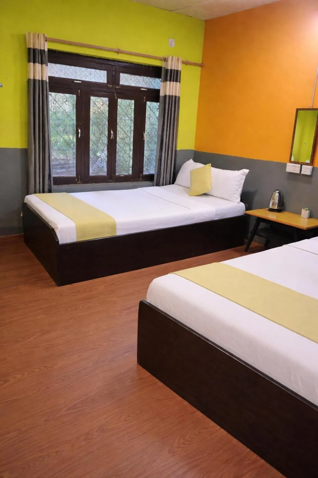 Bed in Hotel Butterfly - Peaceful Garden for Nature Lovers