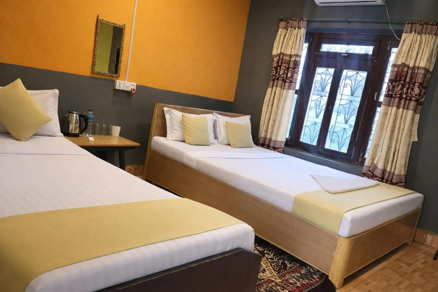 Bed in Hotel Butterfly - Peaceful Garden for Nature Lovers