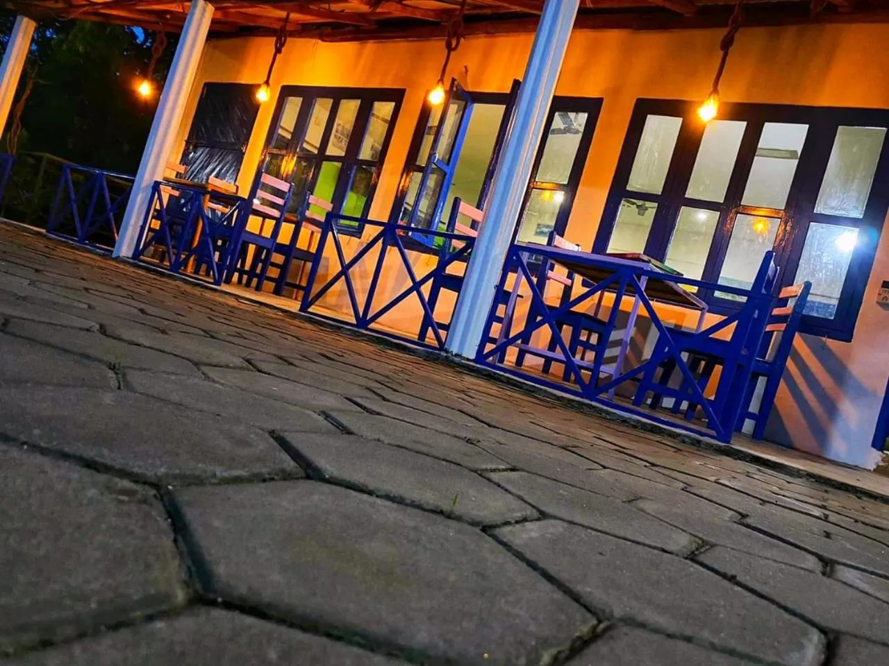 Restaurant/places to eat in Hotel Butterfly - Peaceful Garden for Nature Lovers