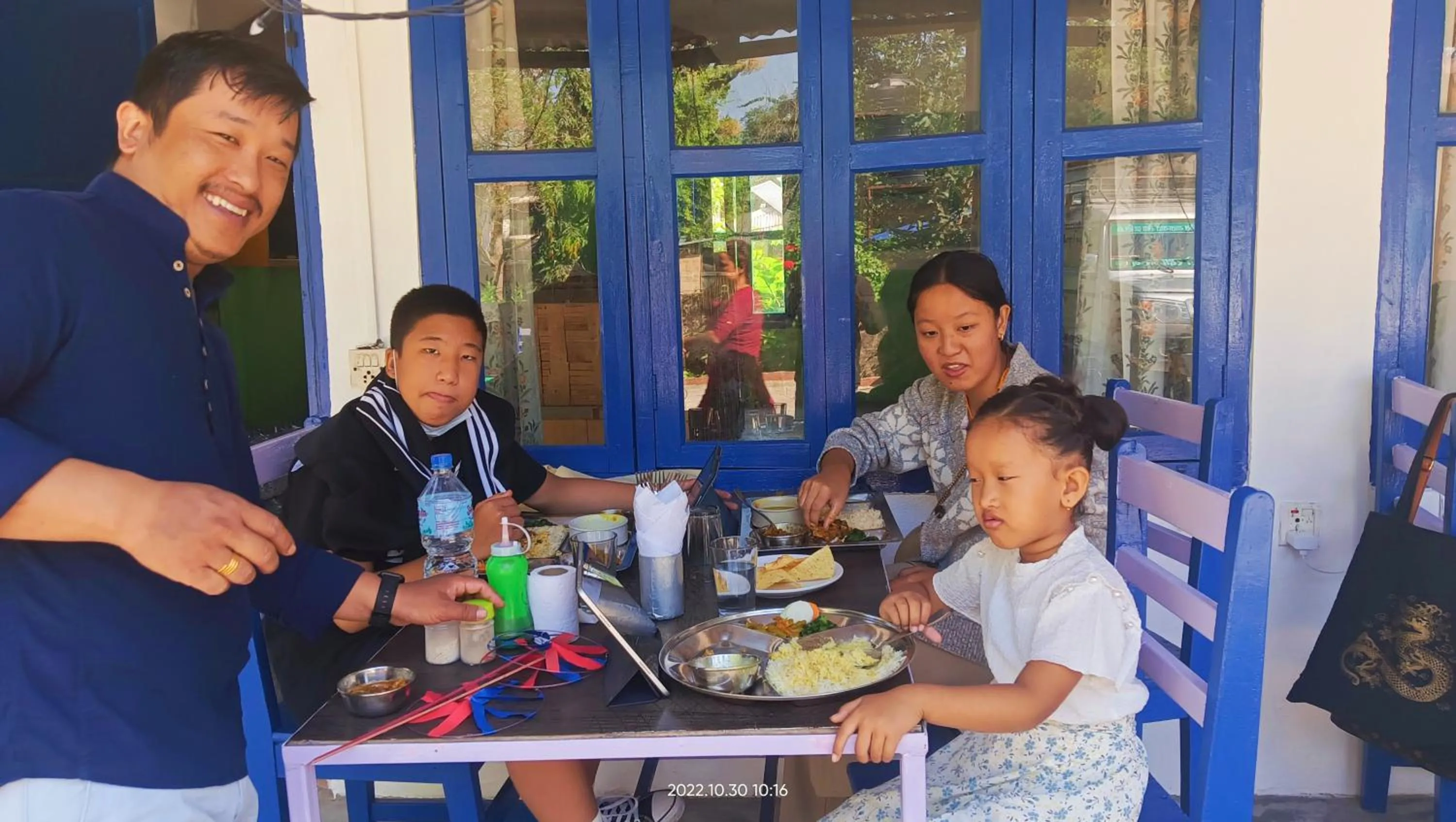 Restaurant/places to eat in Hotel Butterfly - Peaceful Garden for Nature Lovers