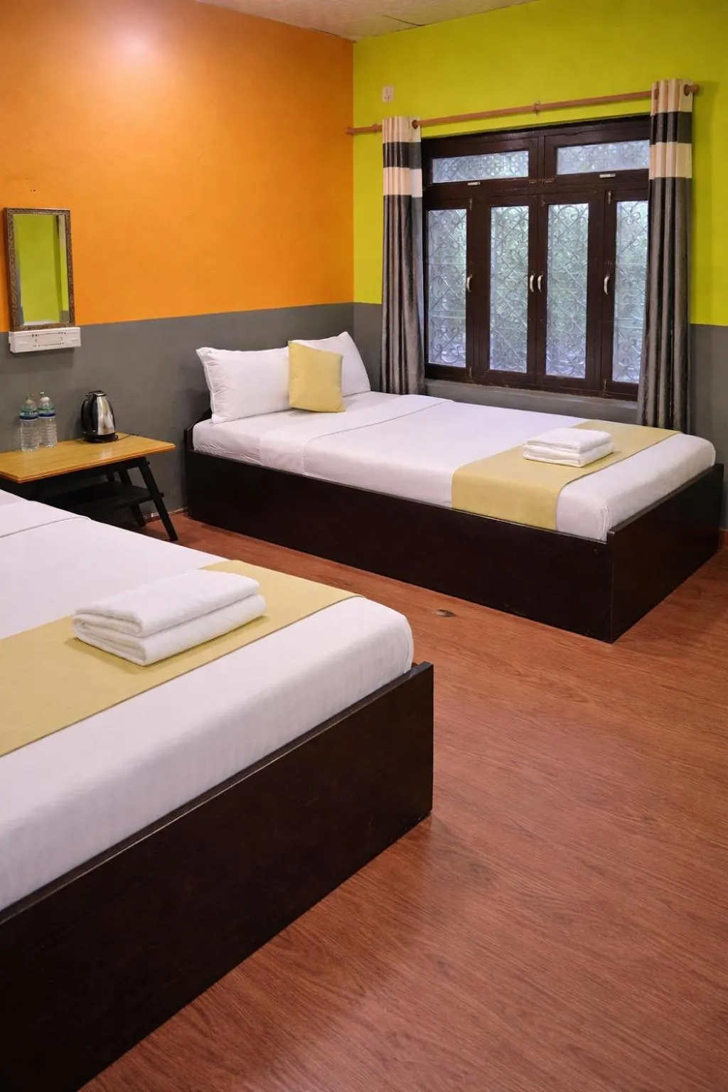 Bed in Hotel Butterfly - Peaceful Garden for Nature Lovers