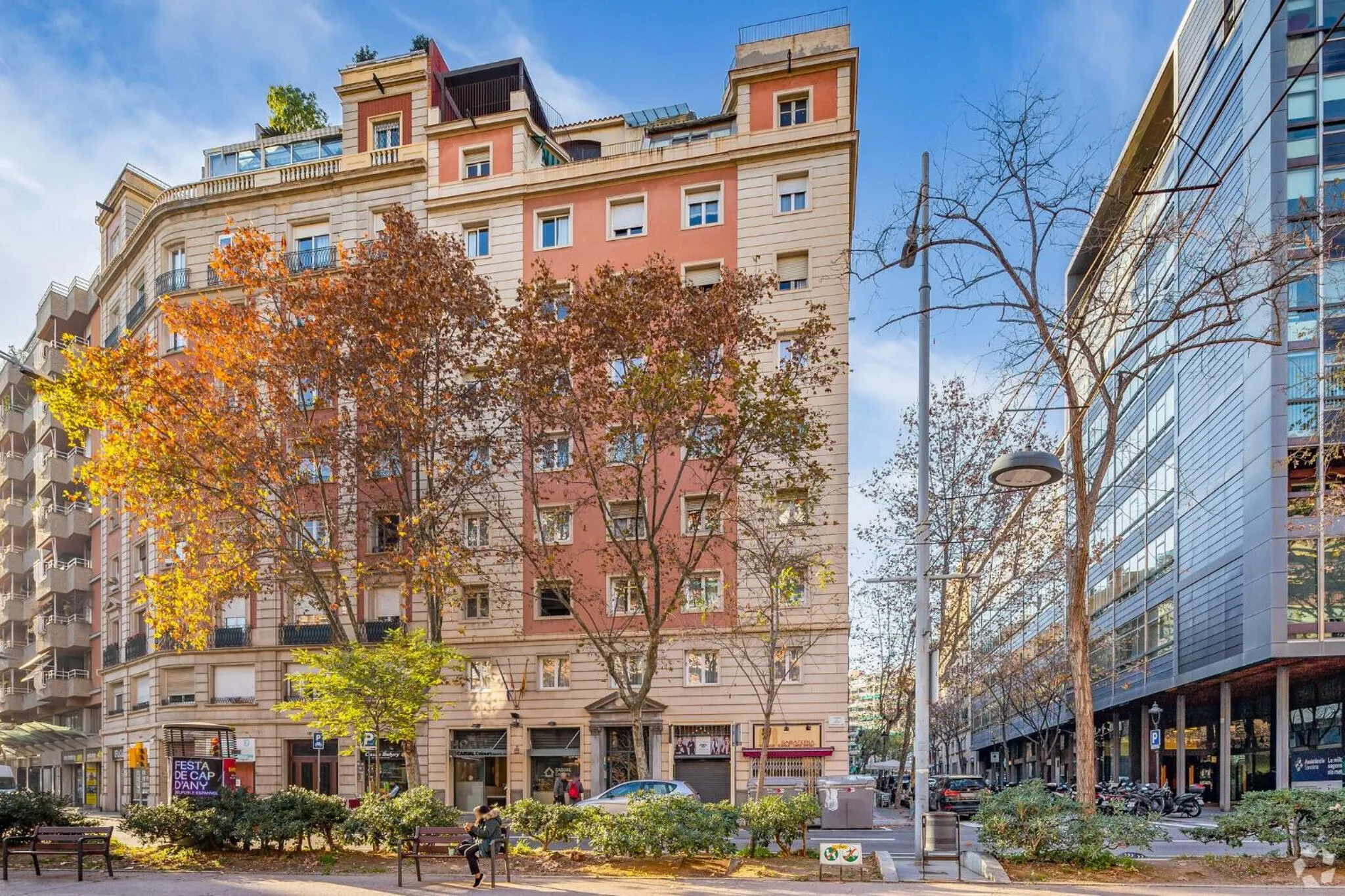 Off site in Casual Colours Barcelona