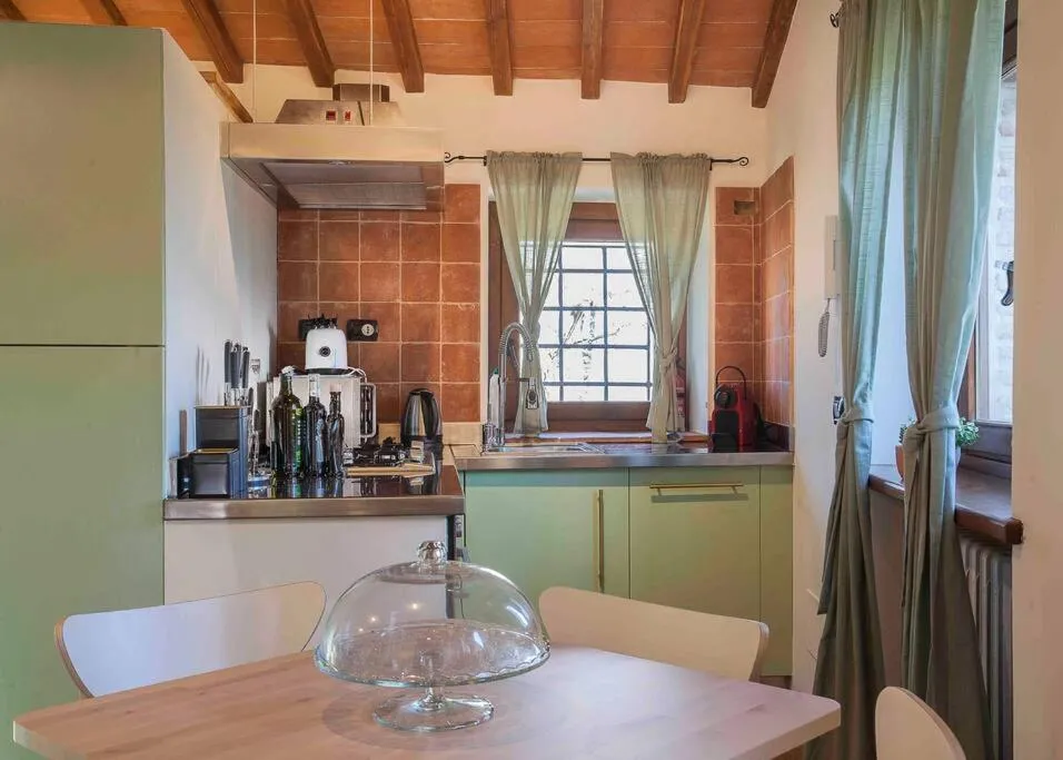 Tuscan Escape Luxury 2 bedroom apartment with pool