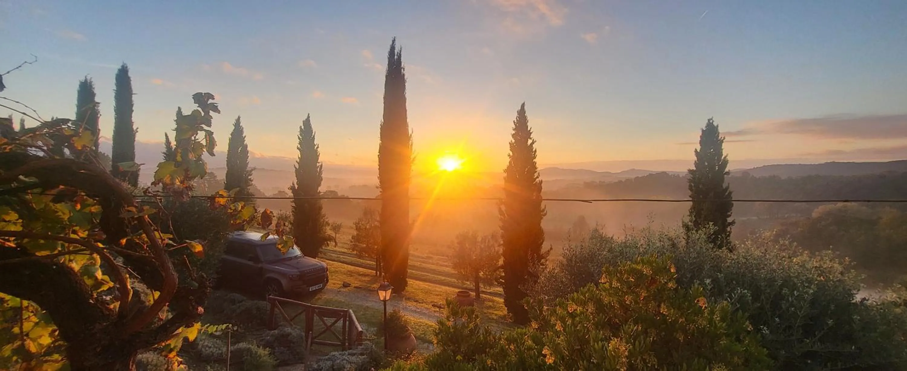 Tuscan Escape Luxury 2 bedroom apartment with pool
