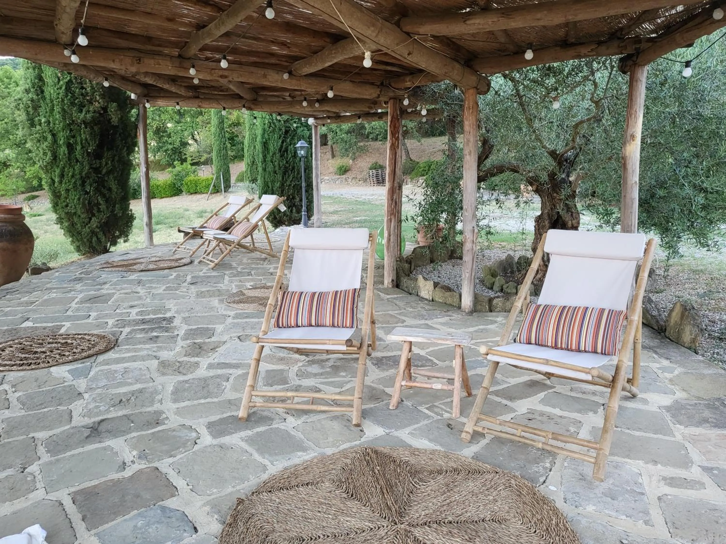Tuscan Escape Luxury 2 bedroom apartment with pool