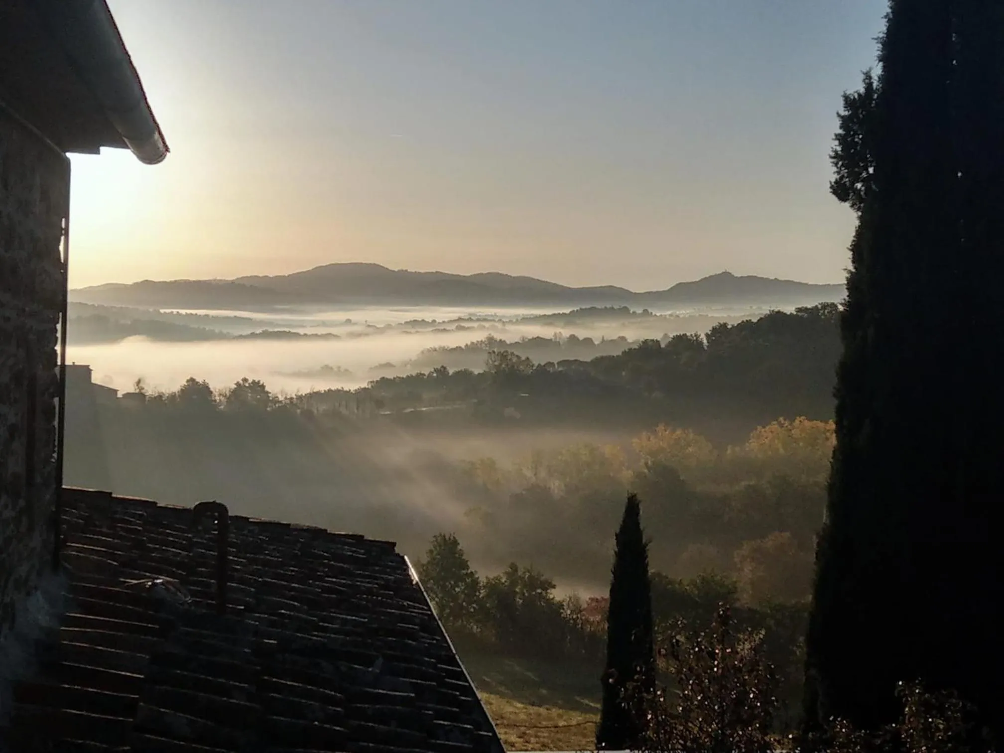 Tuscan Escape Luxury 2 bedroom apartment with pool