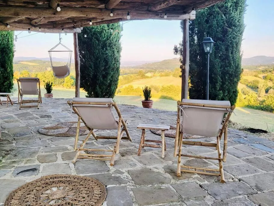 Tuscan Escape Luxury 2 bedroom apartment with pool