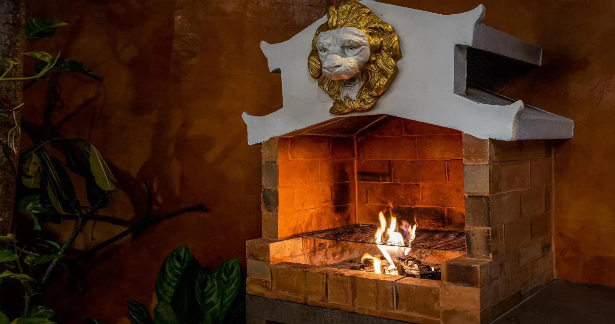 BBQ facilities in GOLDLAND Luxury Pool Villa Pattaya Walking Street 8 Bedrooms