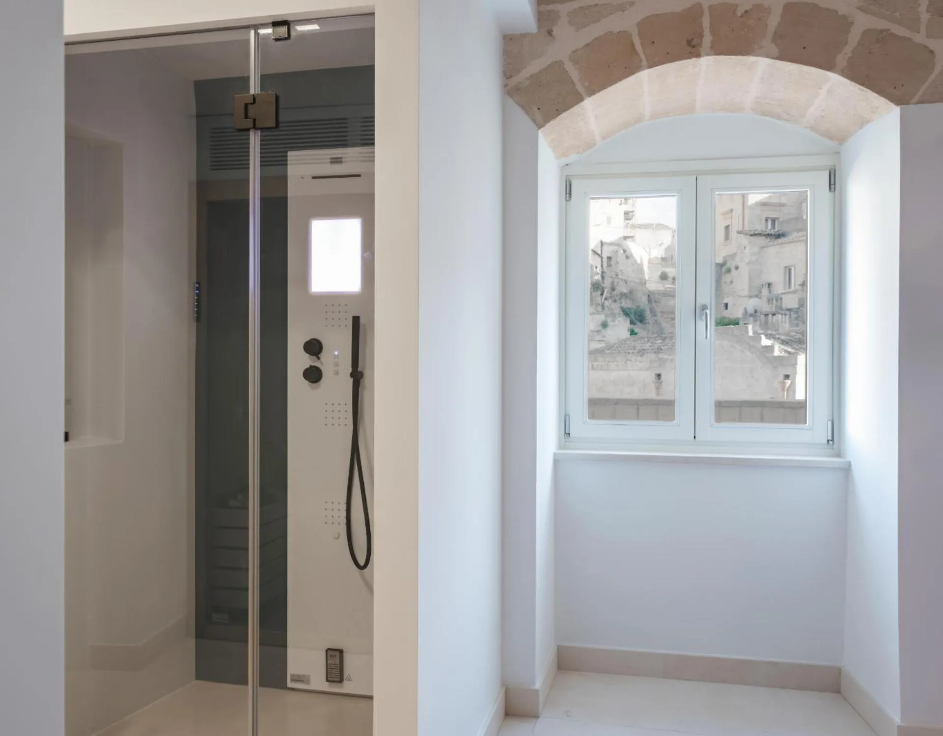 Facade/entrance in DOMUS DE ARMENIS