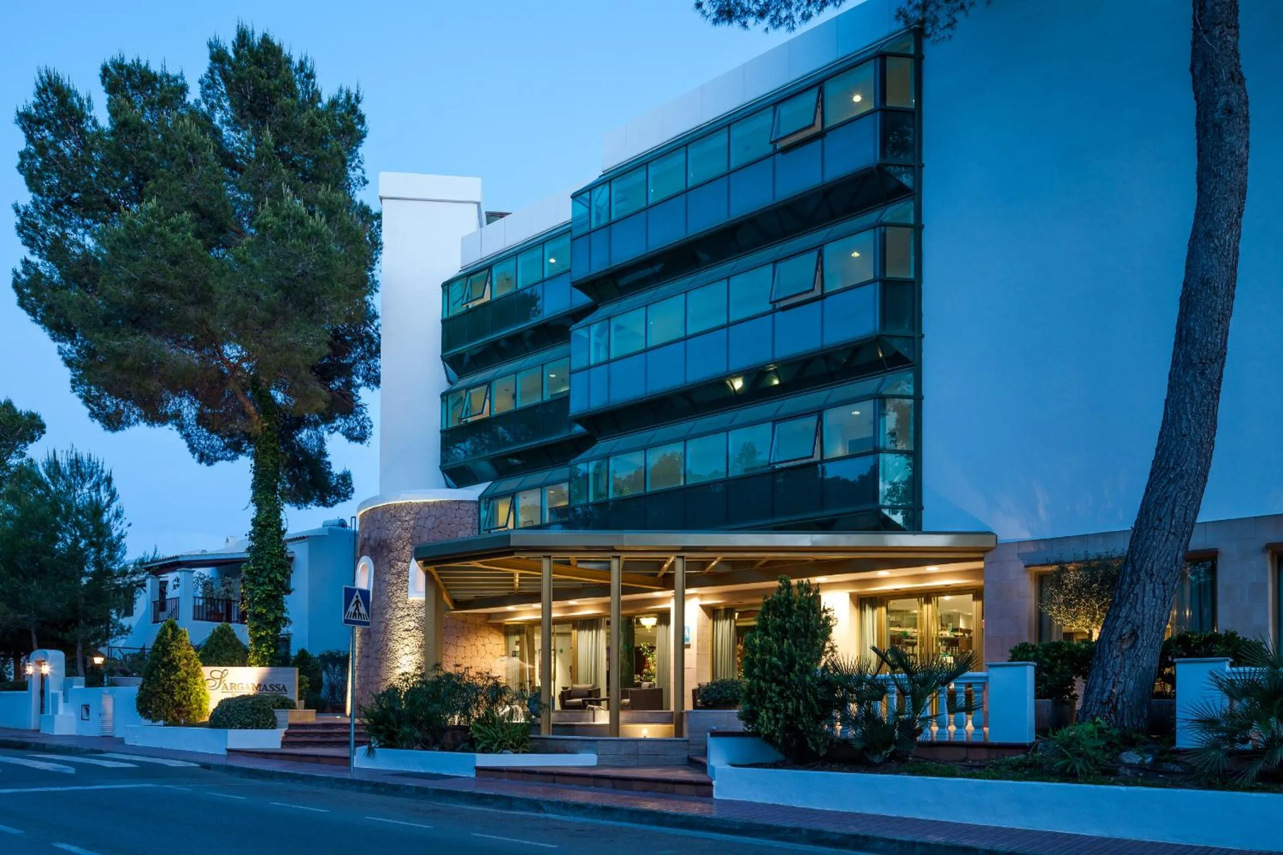 Facade/entrance in Suite Hotel S'Argamassa Palace
