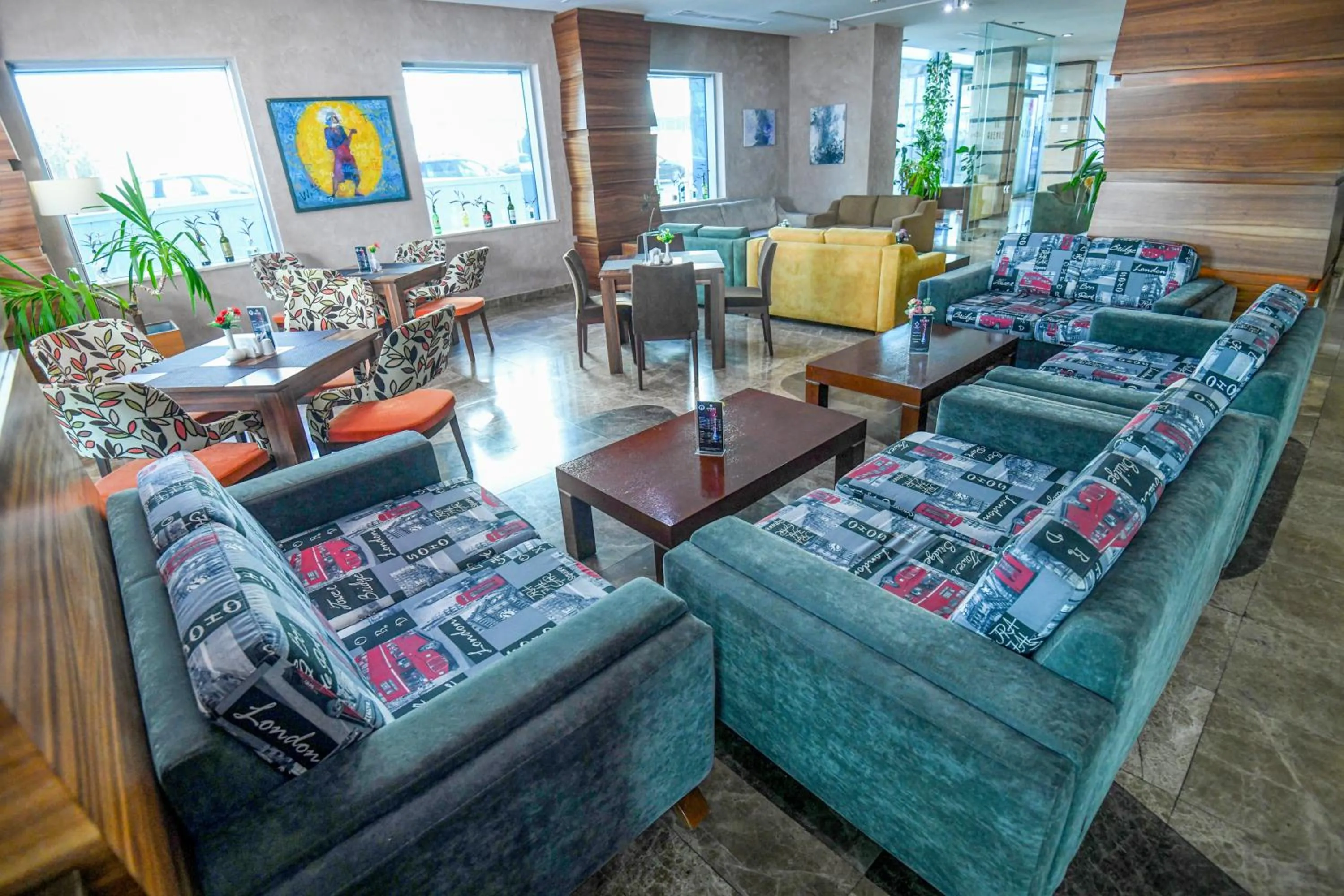 Lobby or reception in Avenue Hotel Baku by Smart