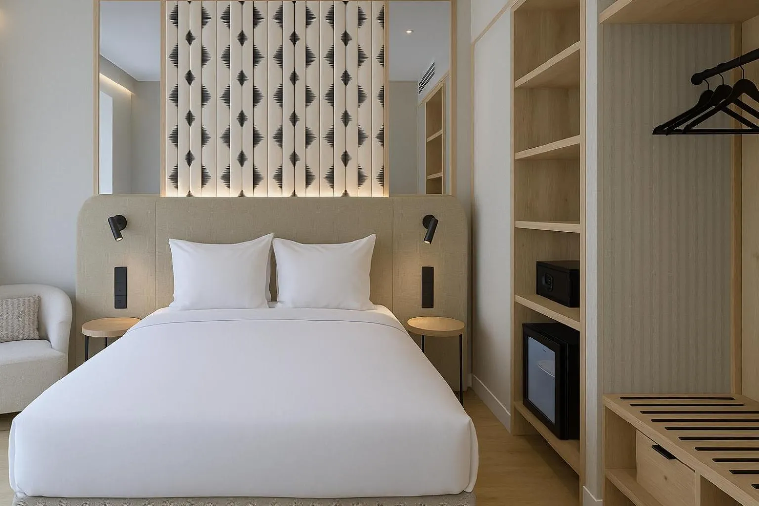 Bedroom, Bed in Petit Palace Plaza de la Reina