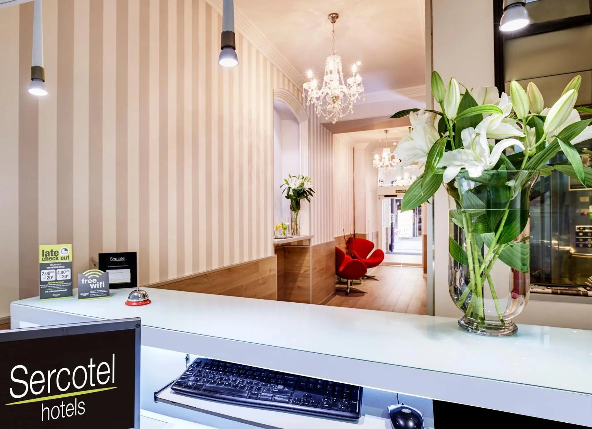 Lobby or reception in Sercotel Las Torres