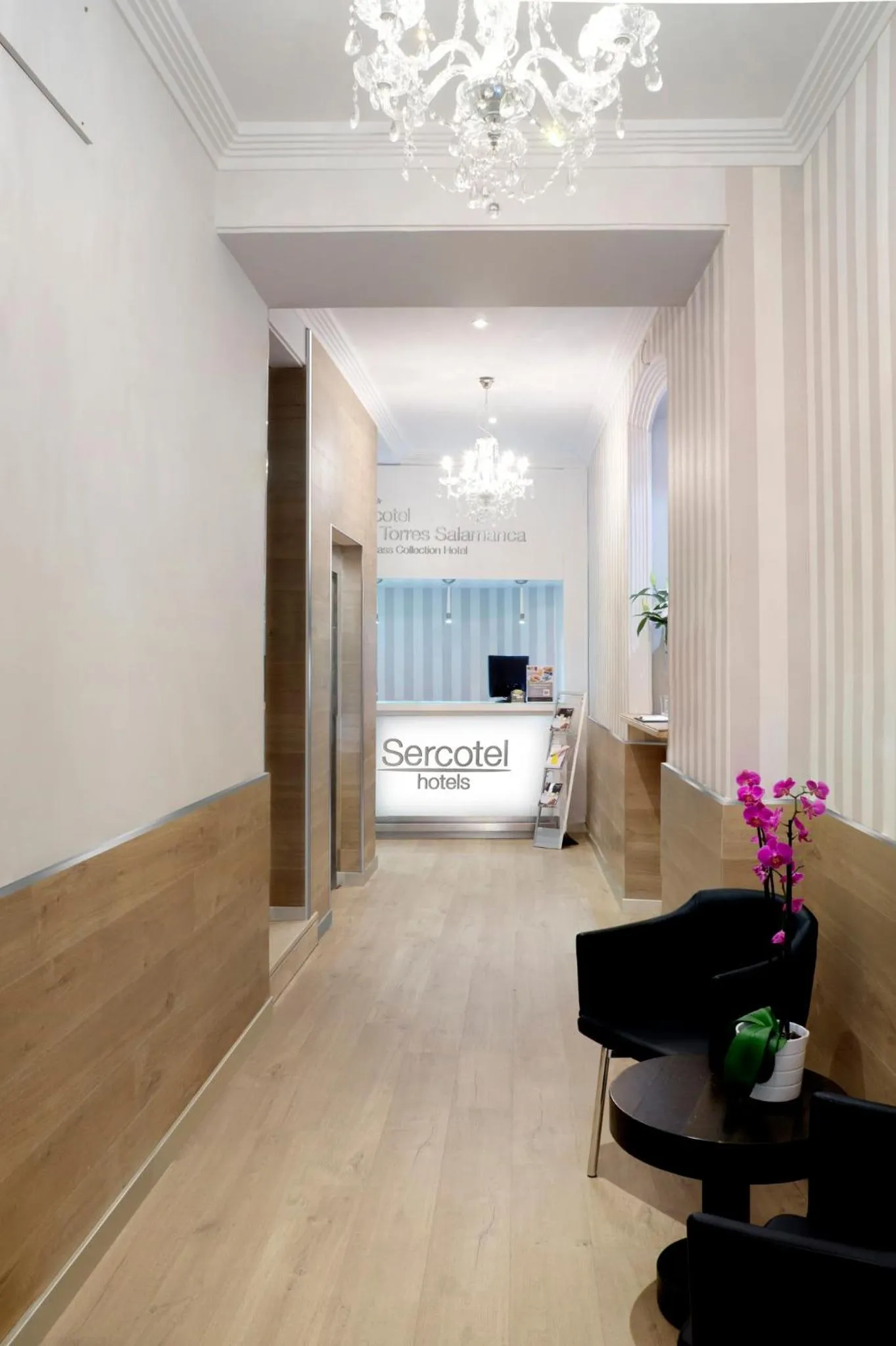 Lobby or reception, Bed in Sercotel Las Torres