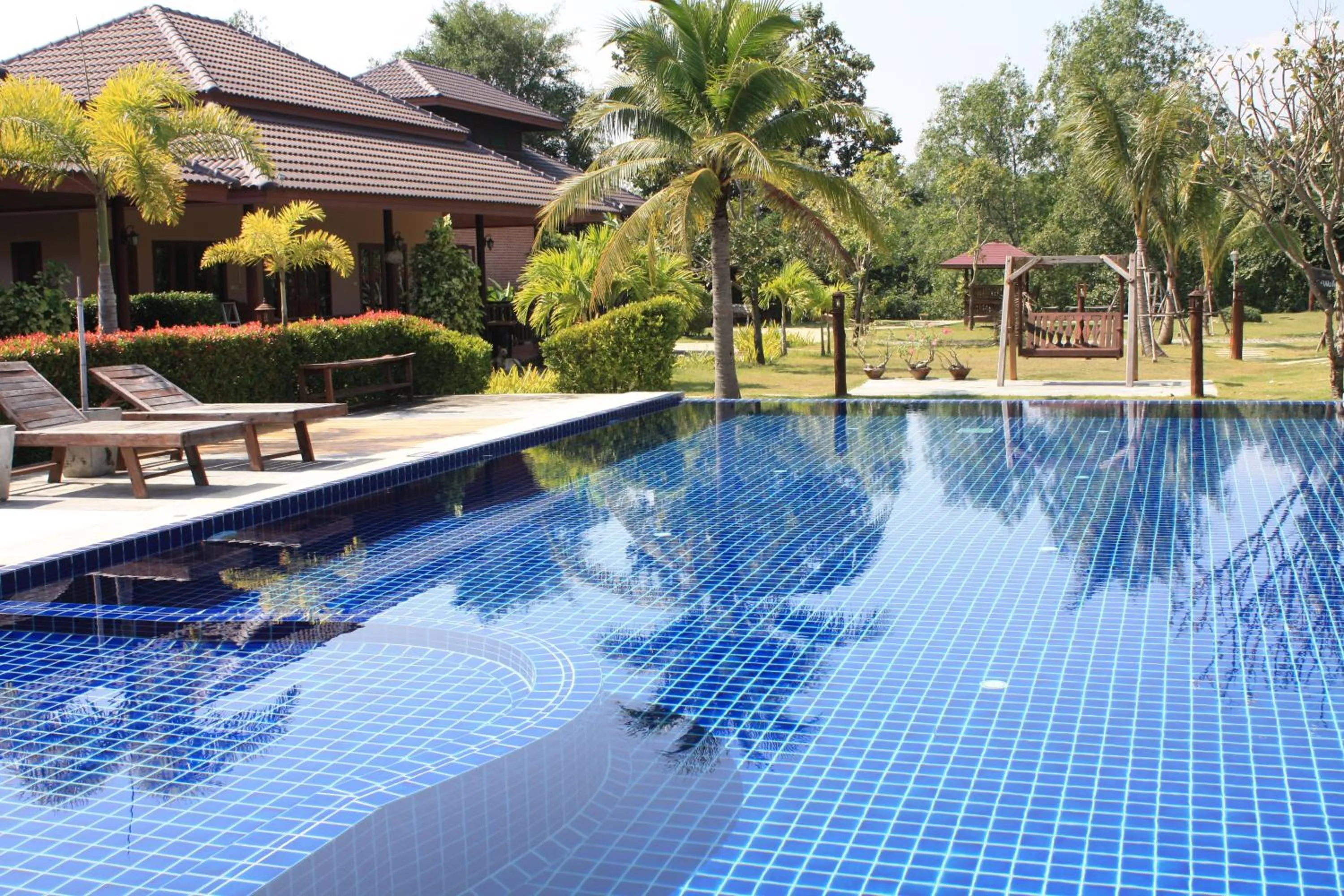 Pool view in Waterside Resort