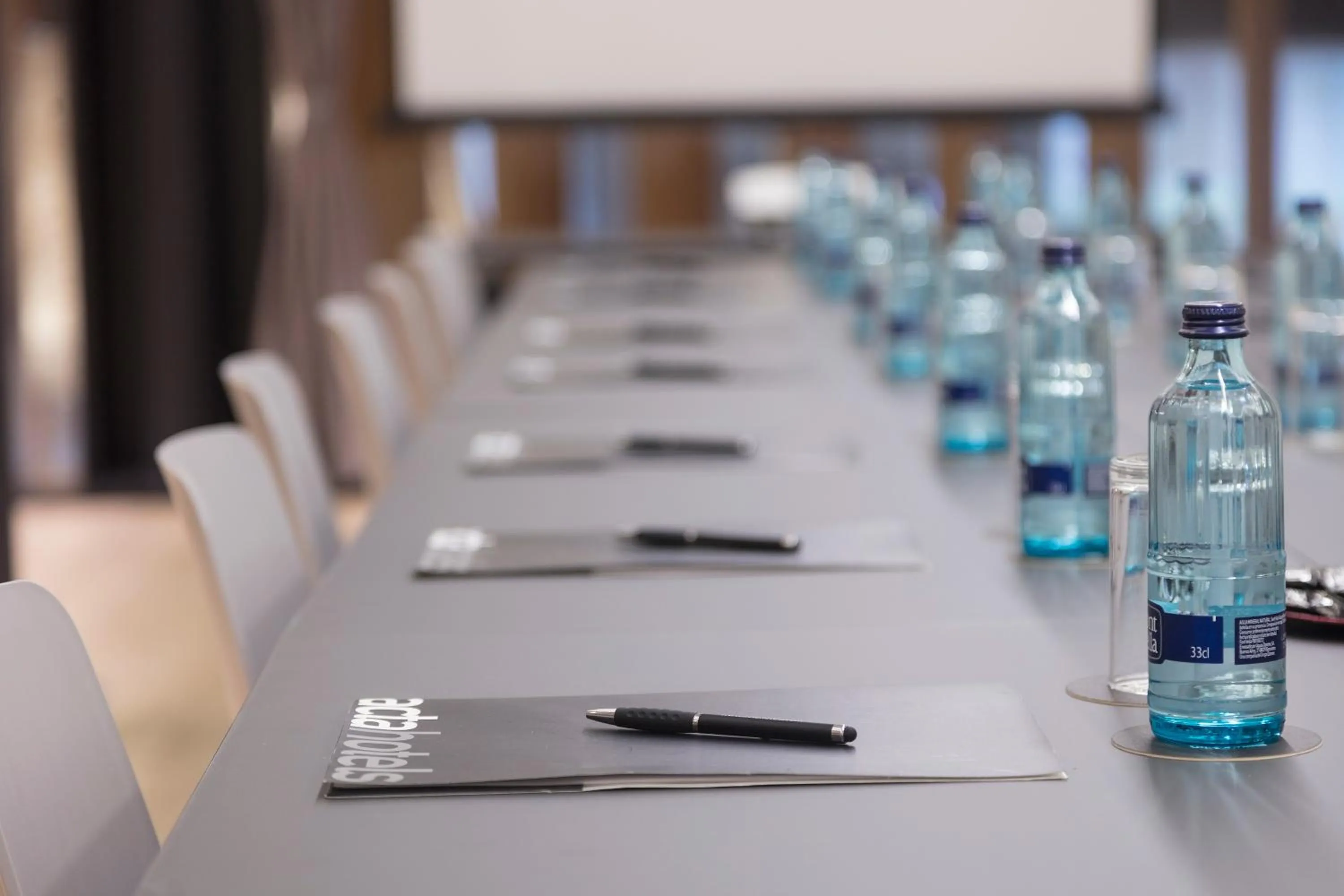 Business facilities in Acta Atrium Palace