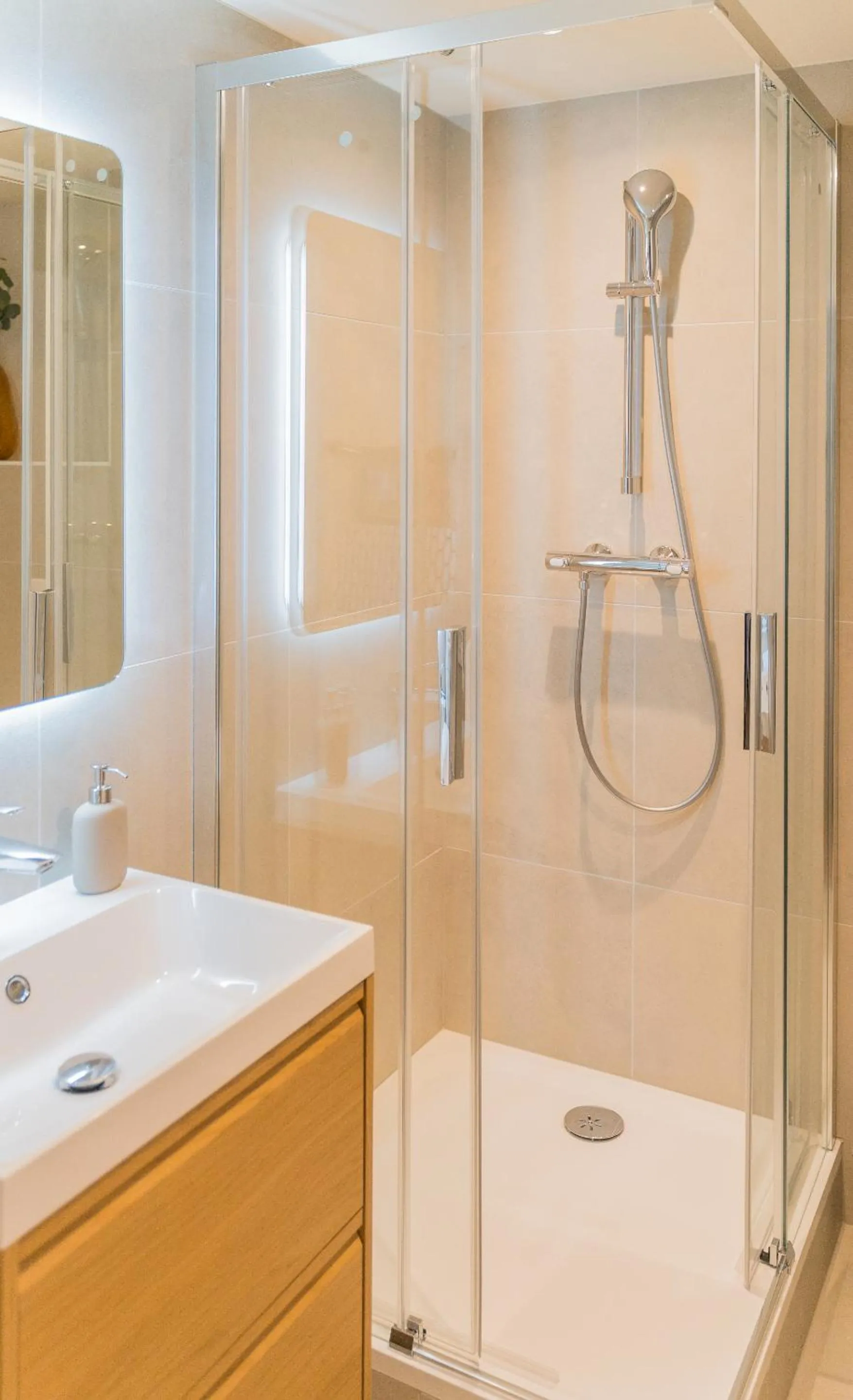 Bathroom in Le Gabriel - STRASBOURG