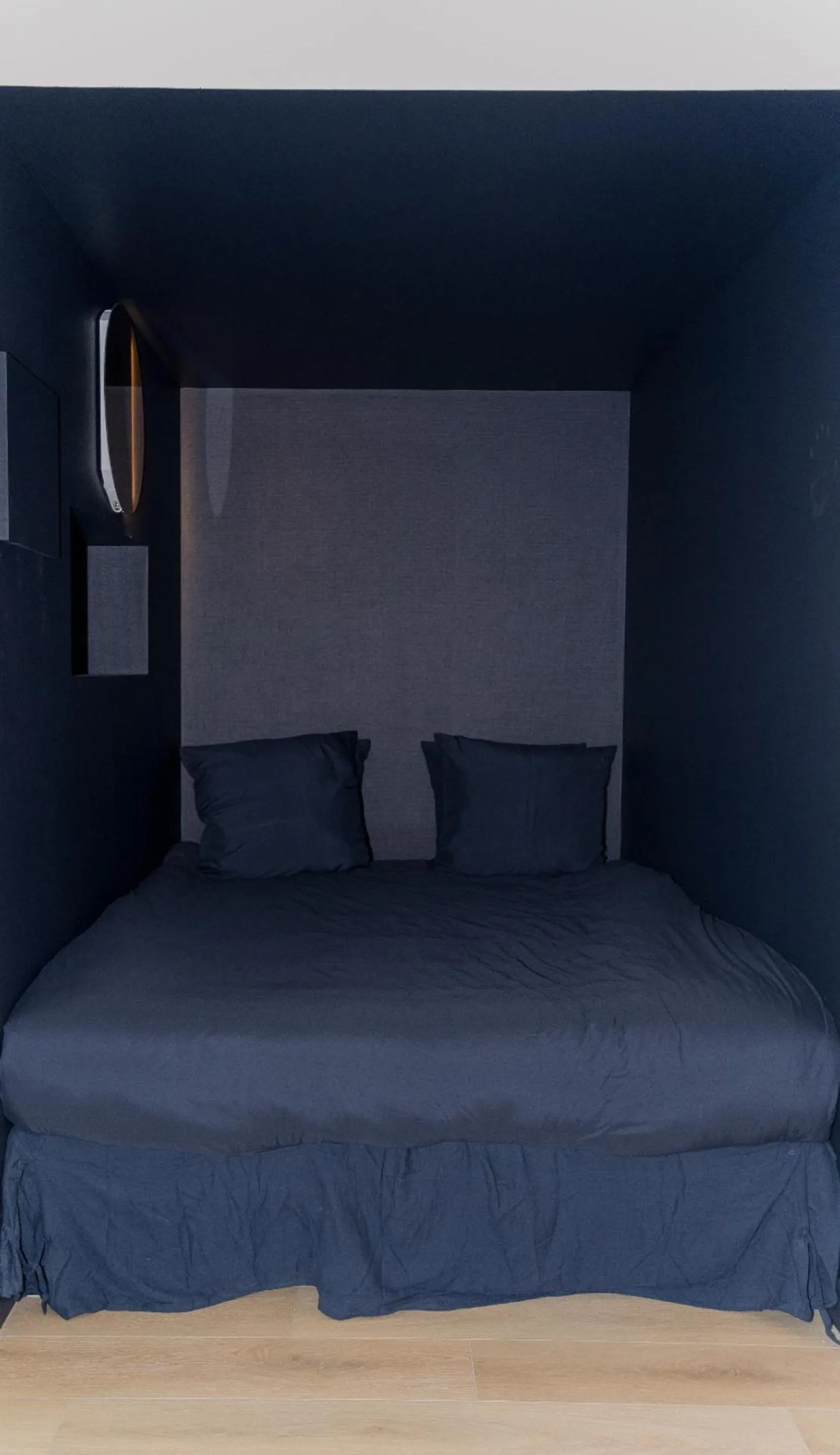 Bedroom, Bed in Le Gabriel - STRASBOURG