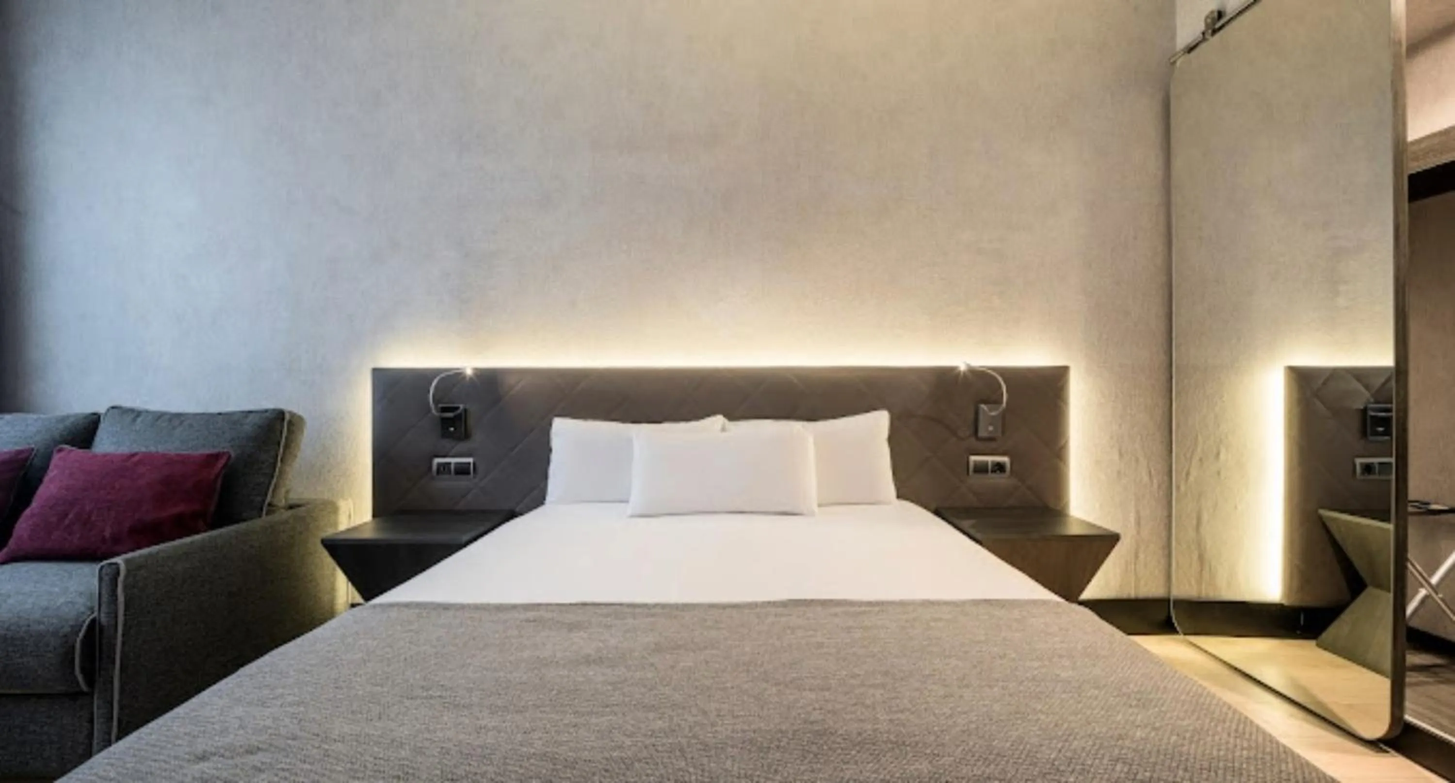 Property building, Bed in Ilunion Bel-Art