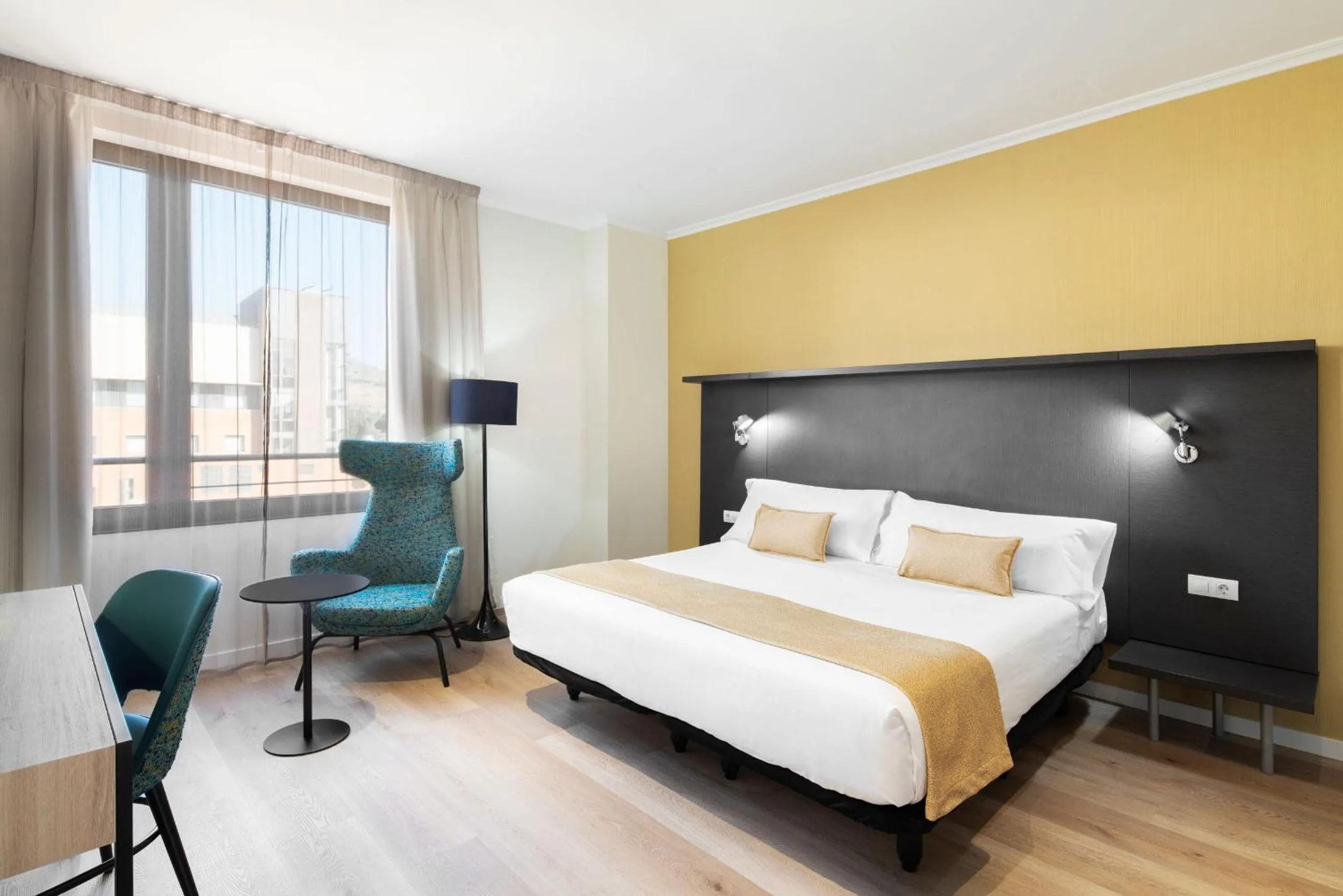 Bedroom, Bed in Hotel Alimara