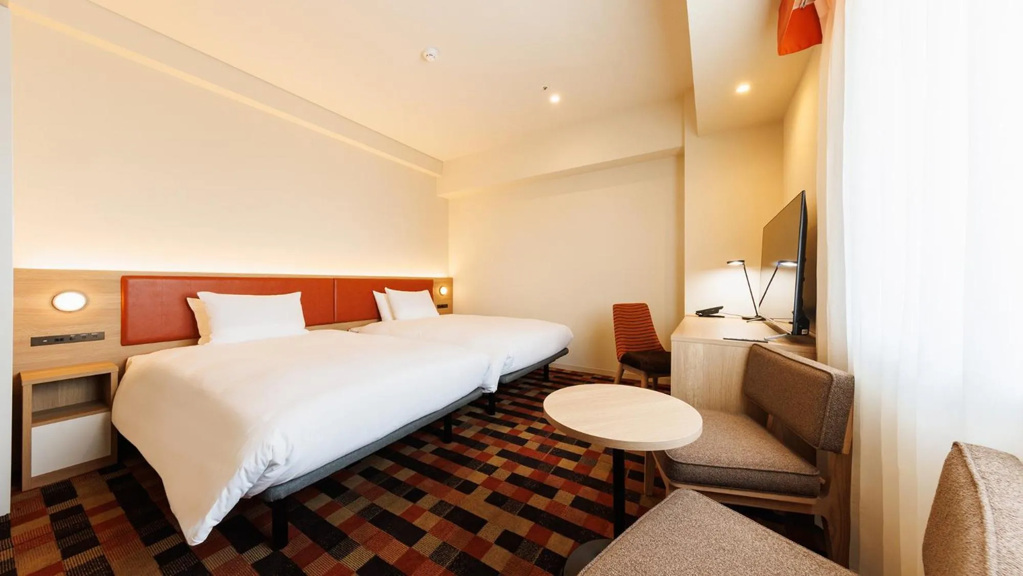 Bed in JR-East Hotel Mets Koenji