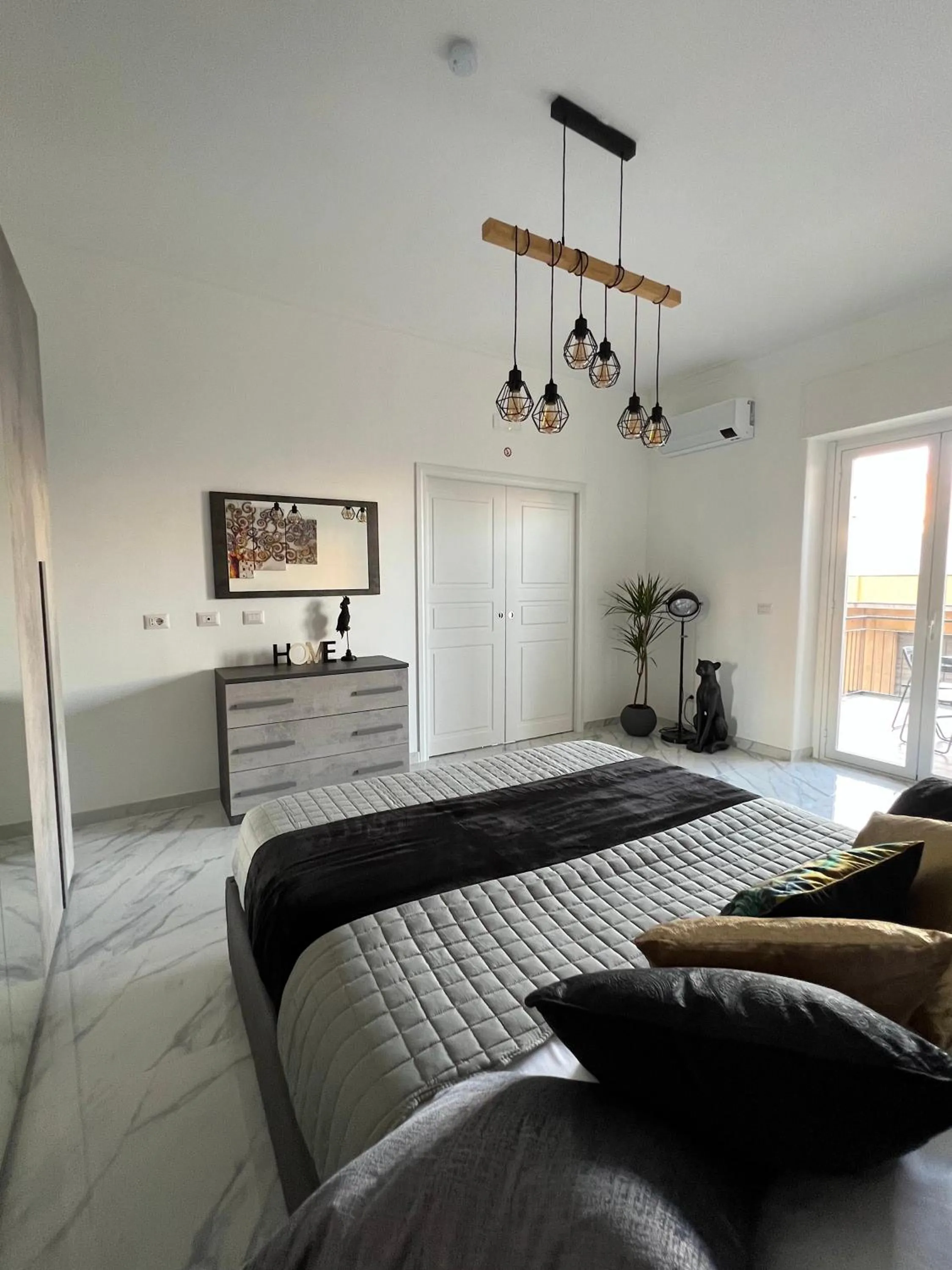 Bedroom, Bed in BACARDI Lungomare - Modern apartment near the sea