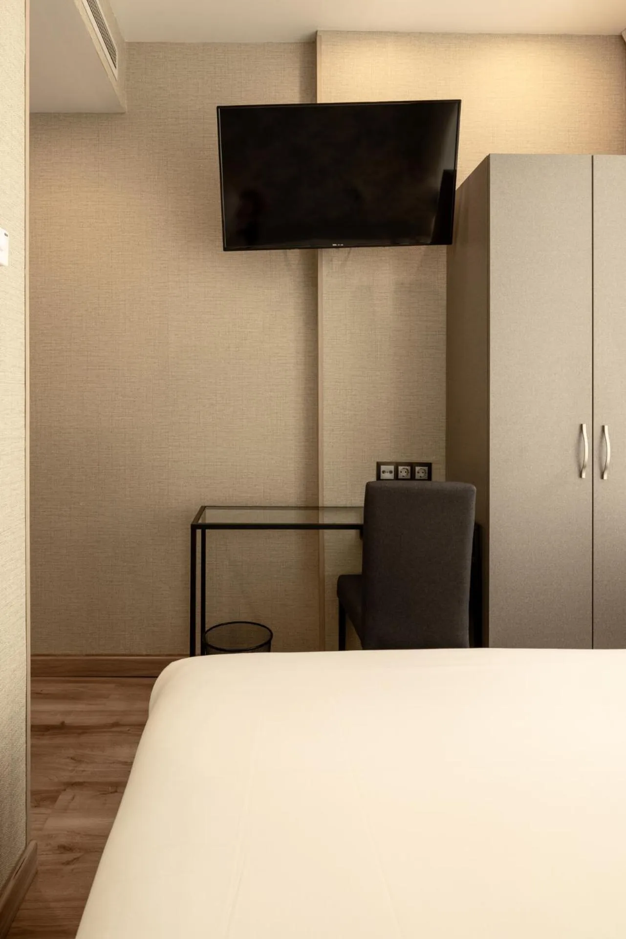 Bed in Hotel Avenida Gran Vía