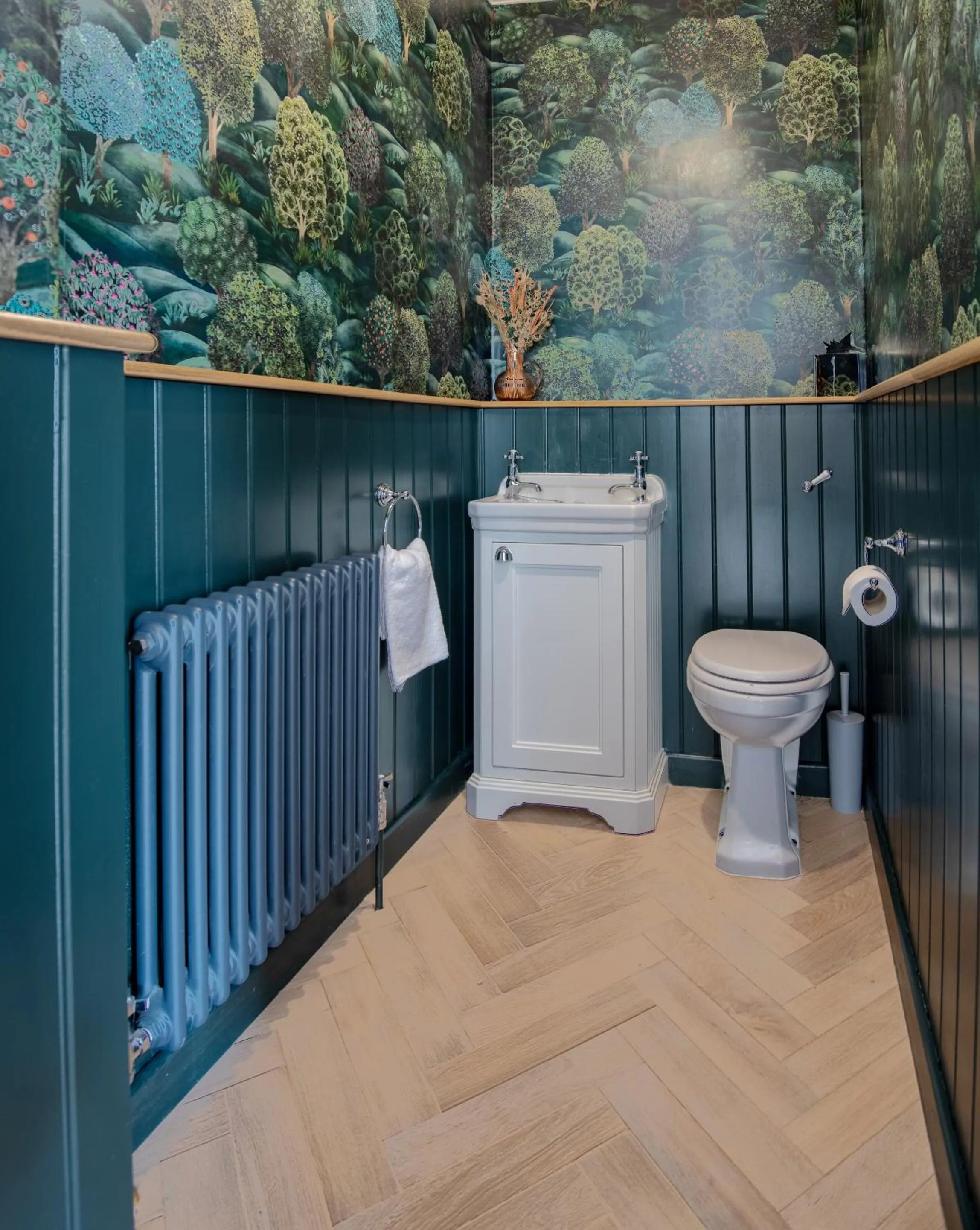 Bathroom in Dream Stays Bath - Barton House