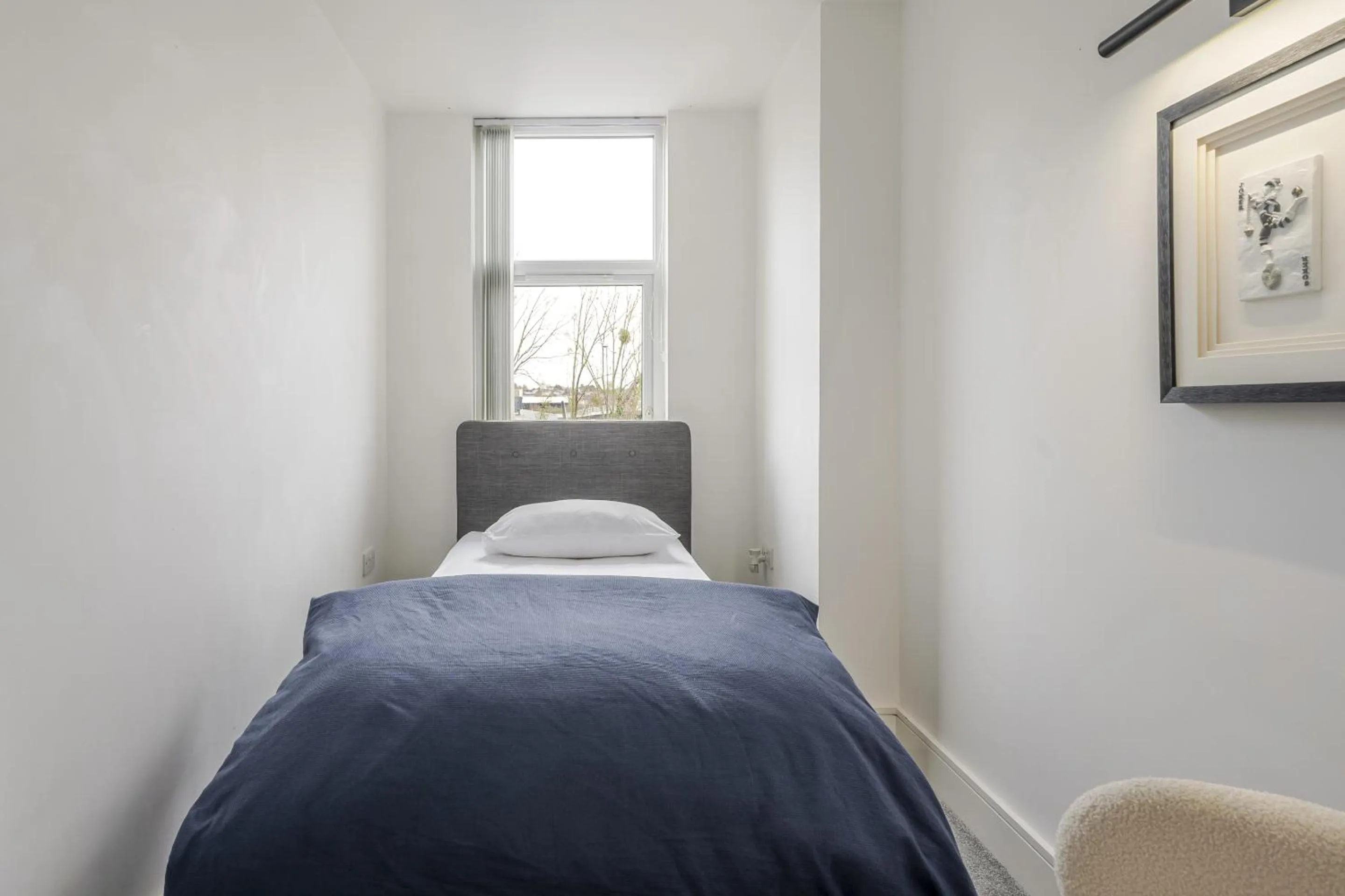 Bedroom, Bed in Luxurious 2 Bed Apartment with Free Parking, Sky Sports & Netflix, Chelmsford City