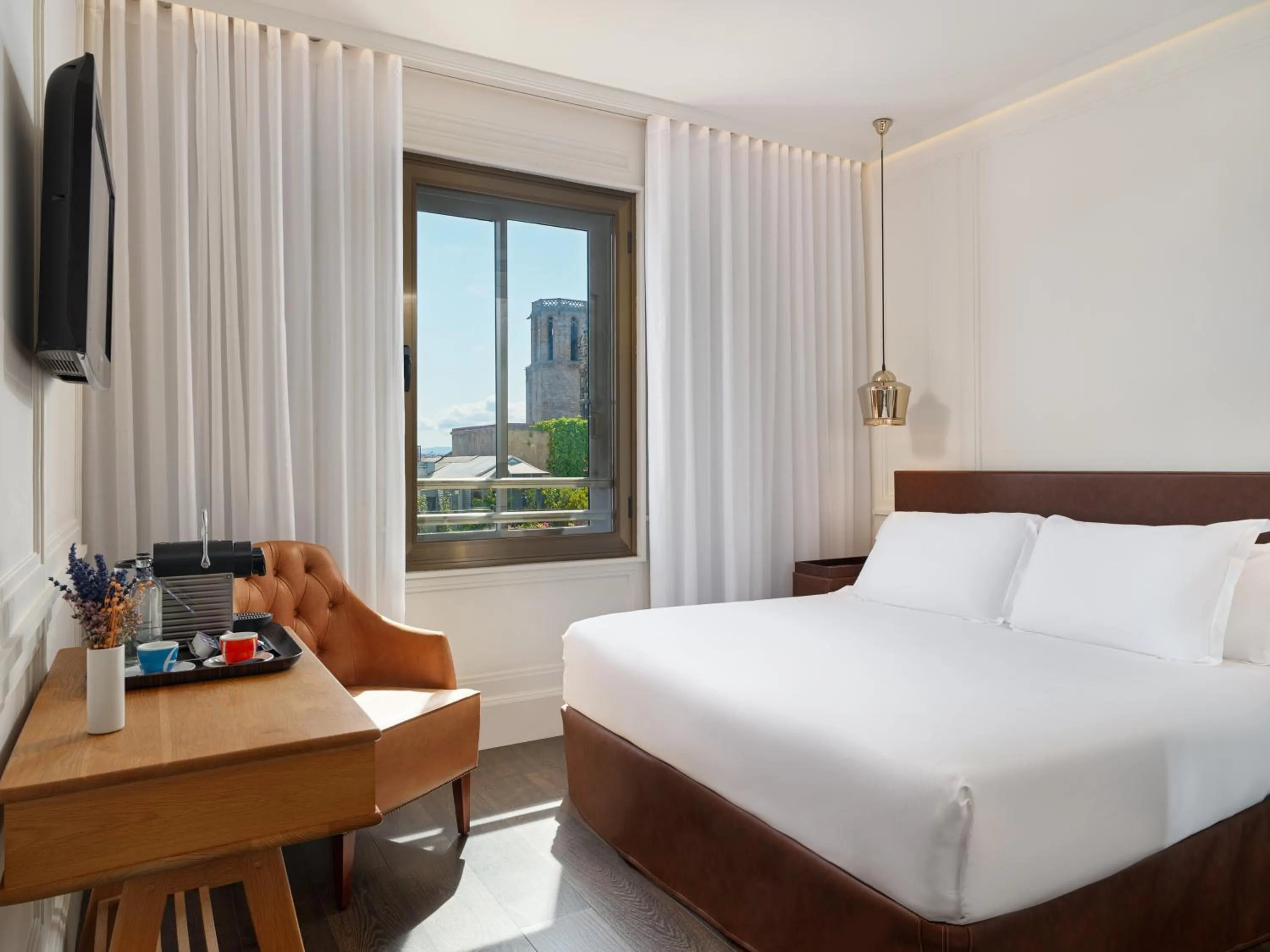 Bedroom, Bed in Boutique Hotel H10 Montcada